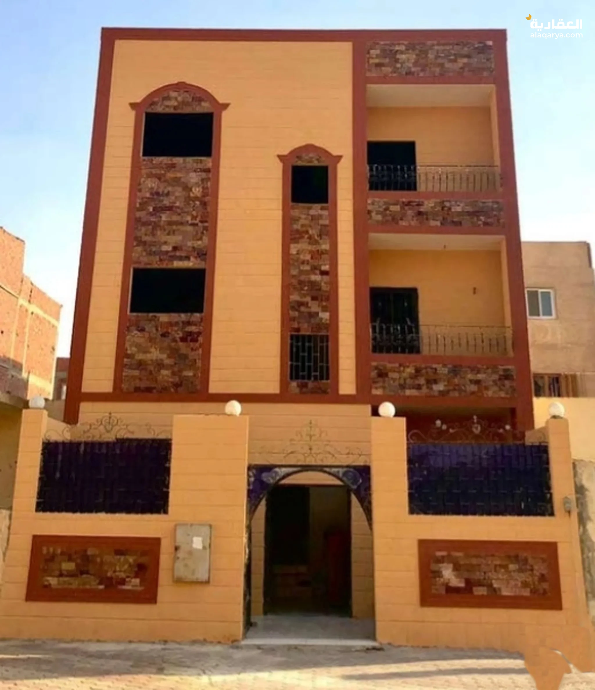 #منزل للبيع بحدائق أكتوبر مباني 120 م صافي مثبت بالرخصه نهائي ثلاث أدوار متشطب دورين موقع