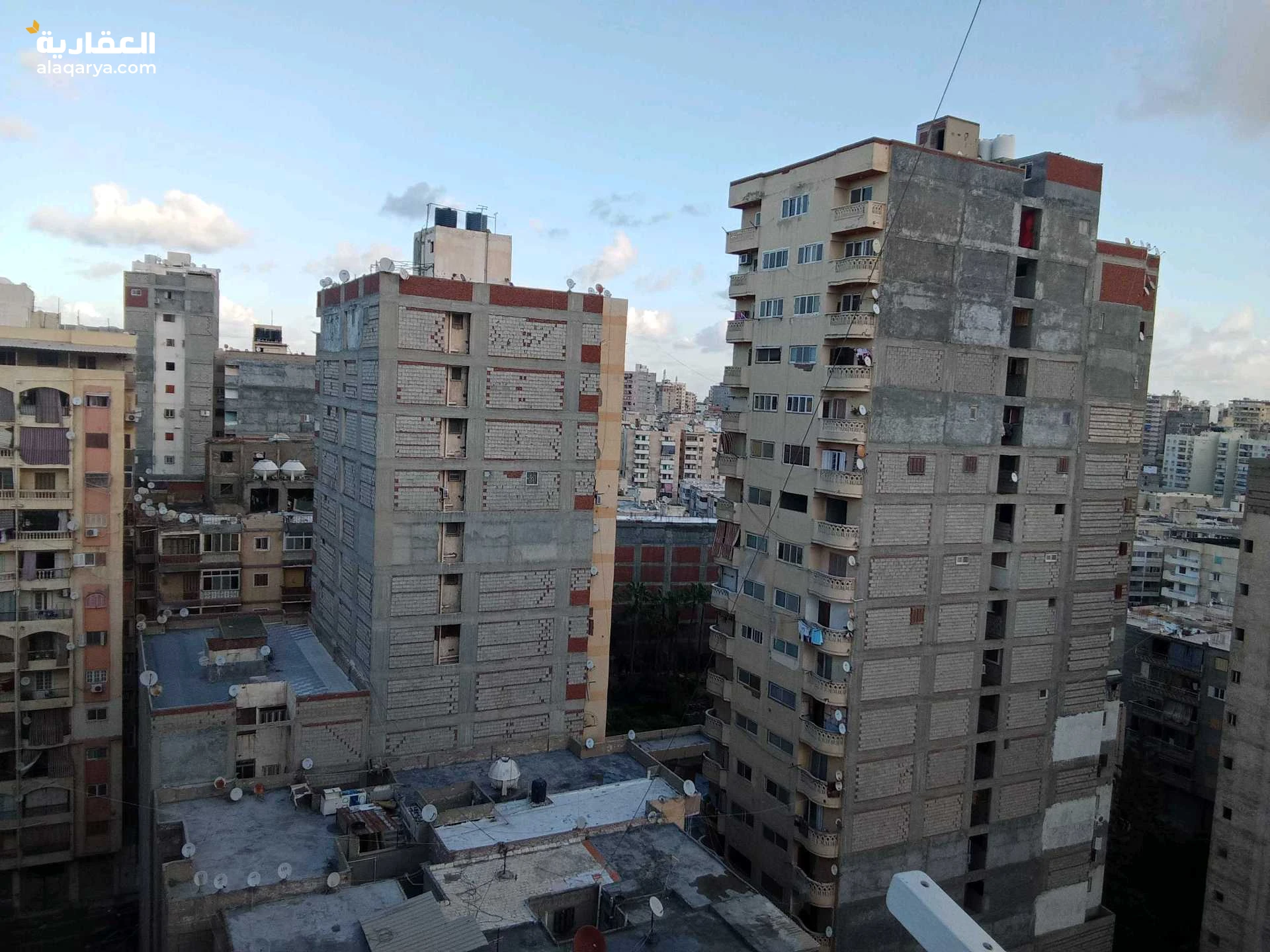 شقة 120متر تشطيب سوبر لوكس برج واسانسير ومدخل شيك الدور 14وليس الاخيرفىالسيوف