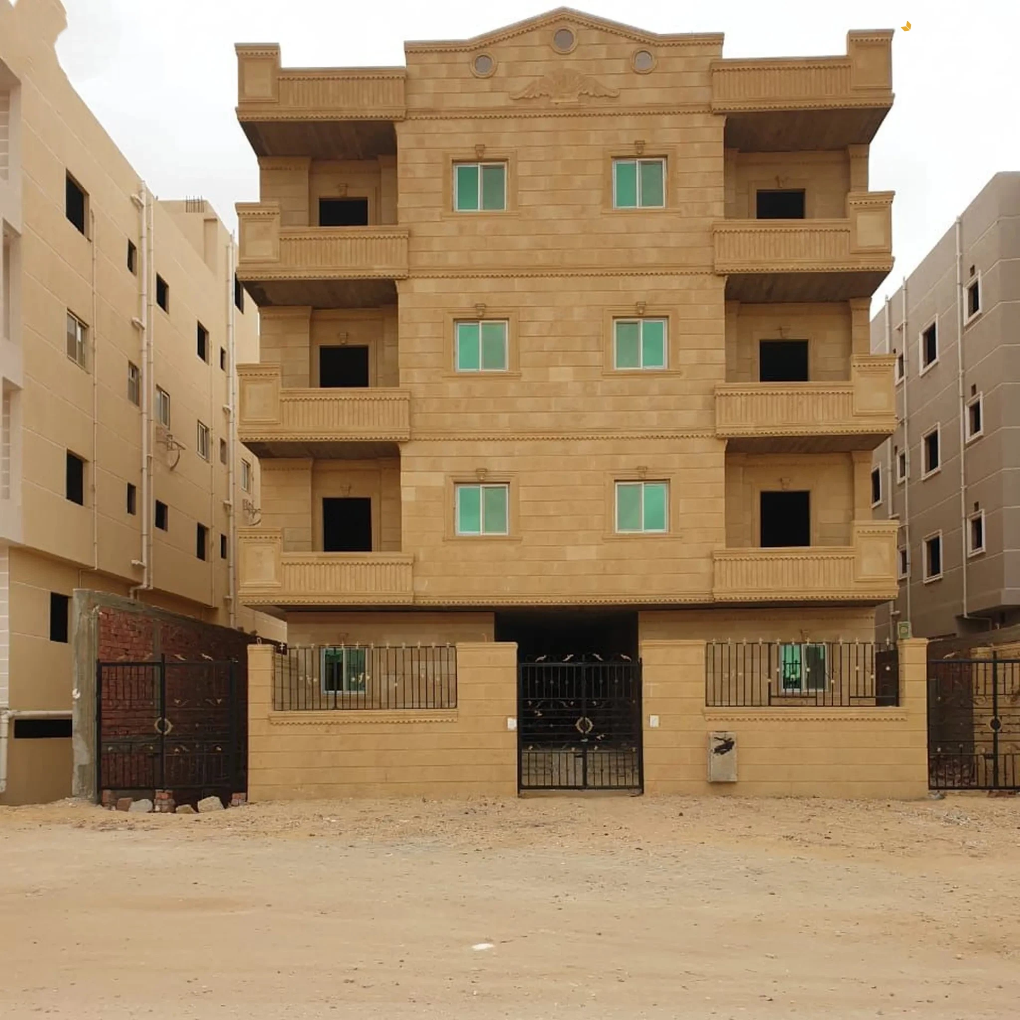 #عماره كامله في الاندلس واحد