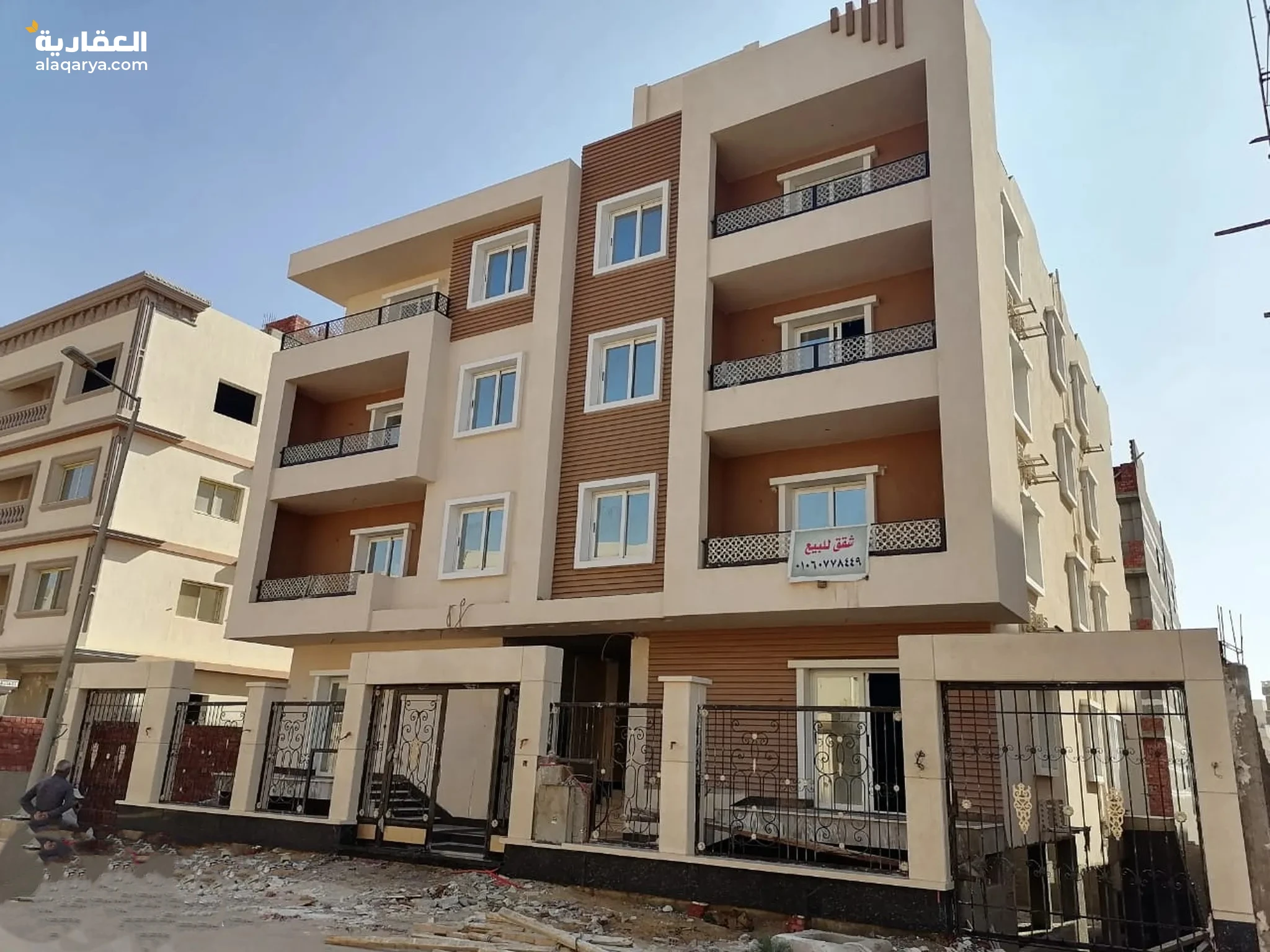 #عمارة كاملة للبيع علي محور 26 يوليو وقدام الشيخ ذايد وهايبر وان