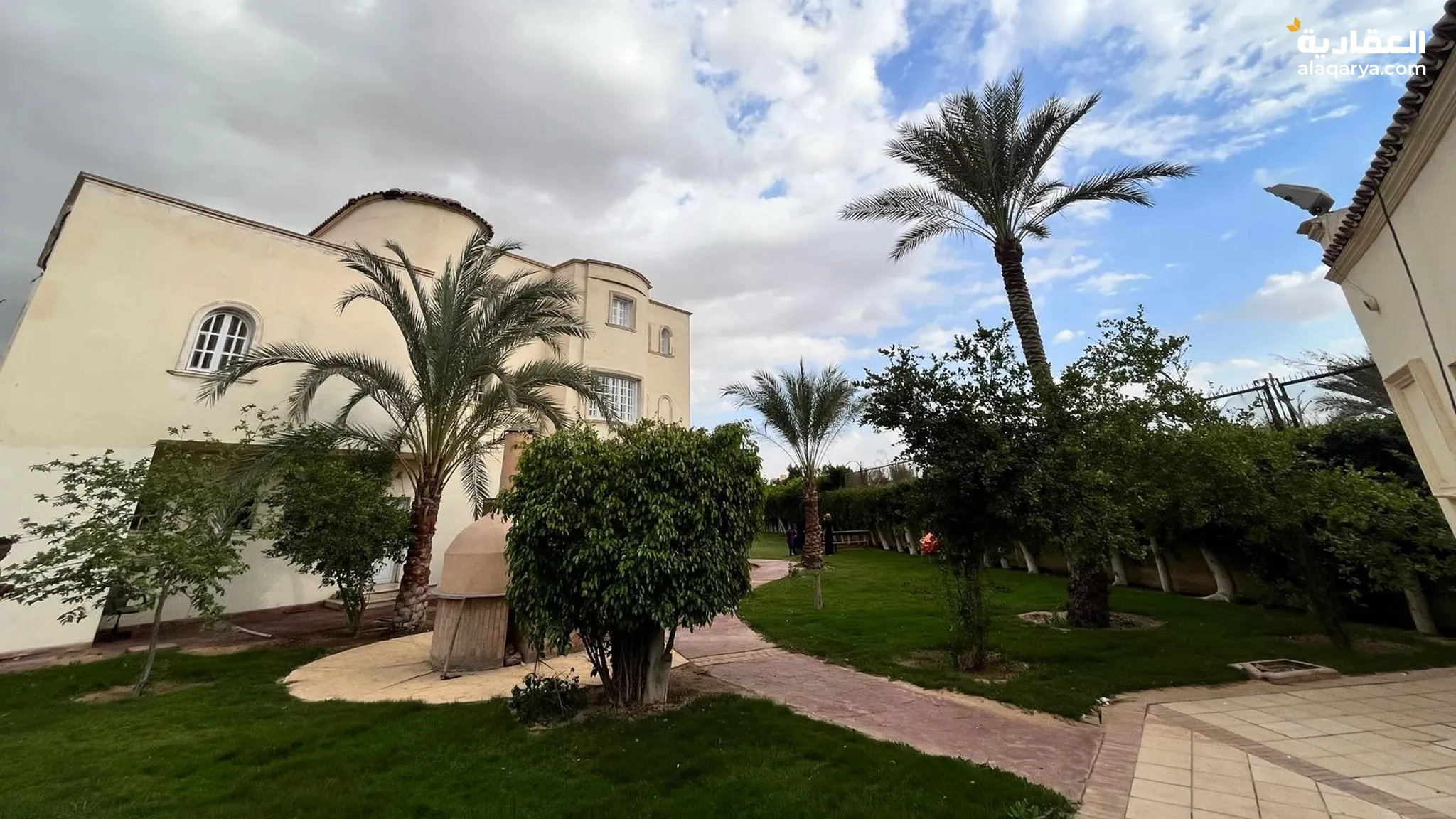 #فيلا مدبنة العبور بسعر لقطه