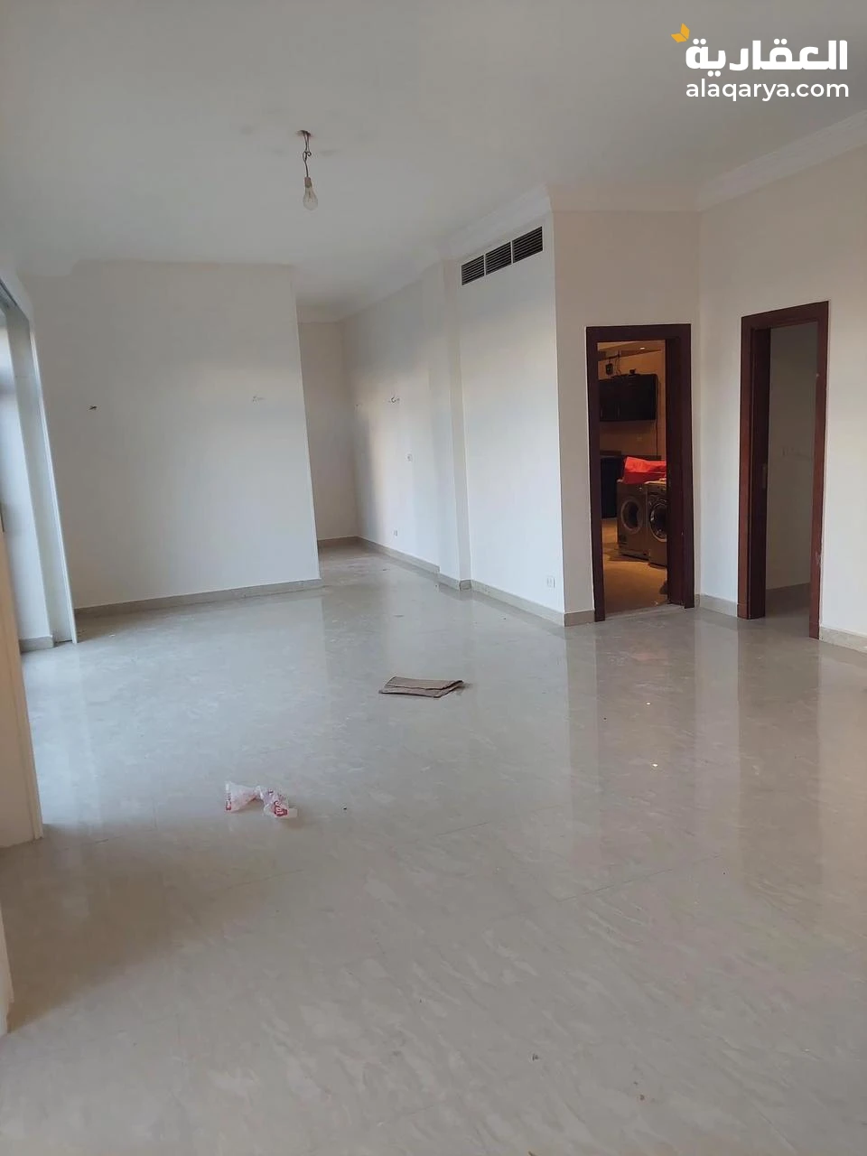 شقه متشطبه للبيع بكمبوند أمارا بجوار الجامعة الامريكية و بوينت 90