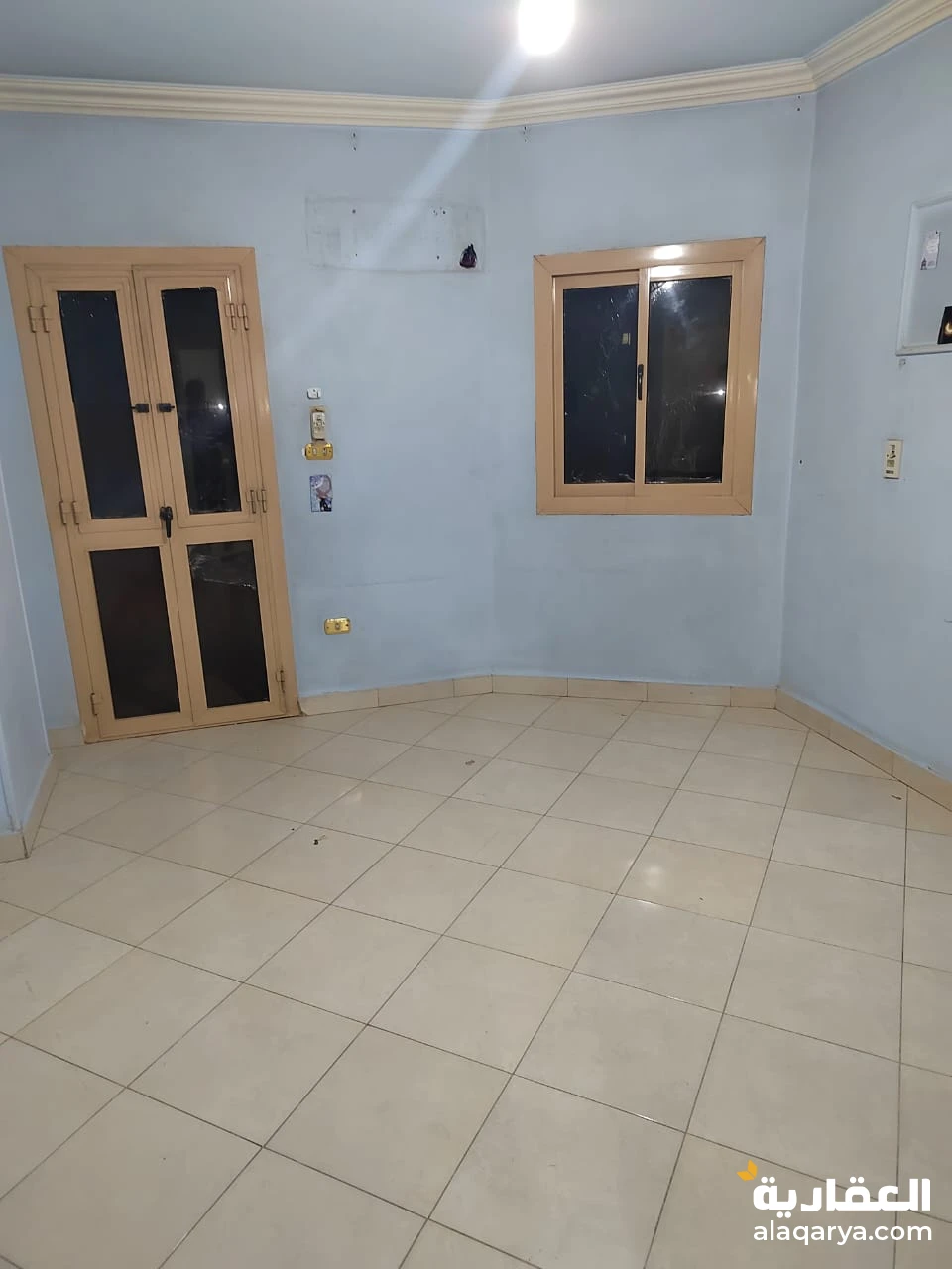 شقة على عمرو بن العاص الرئيسي