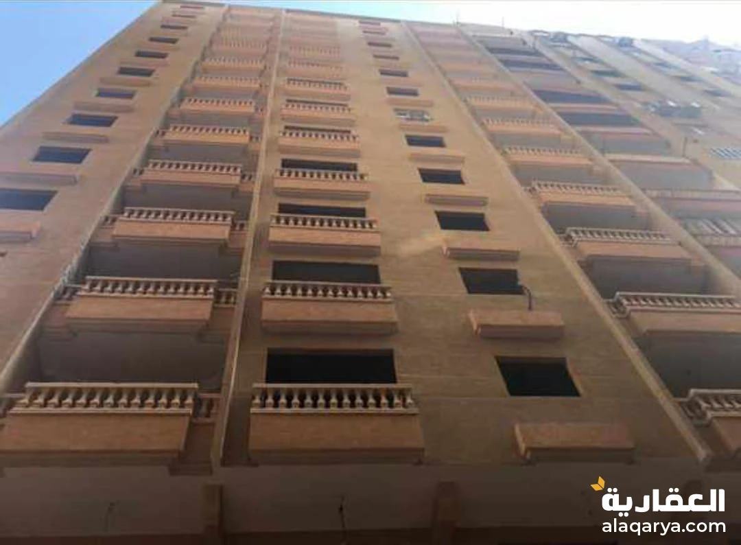 برج كامل شقق طوب احمر