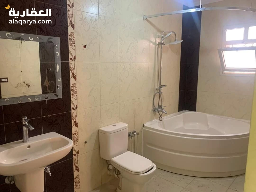 شقة للبيع ١٧٥ متر