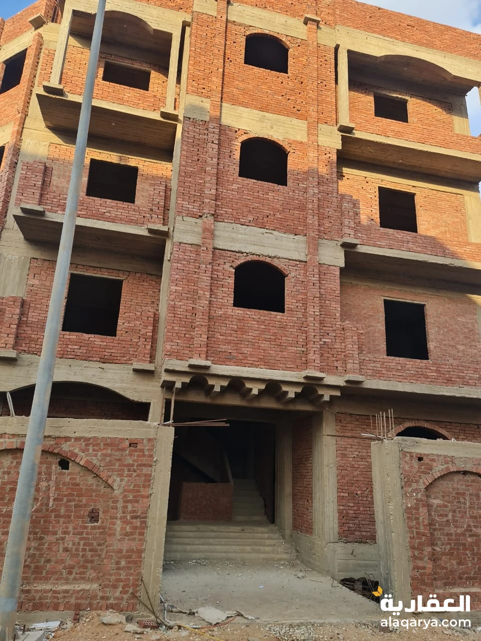 مبني سكني علي الطوب