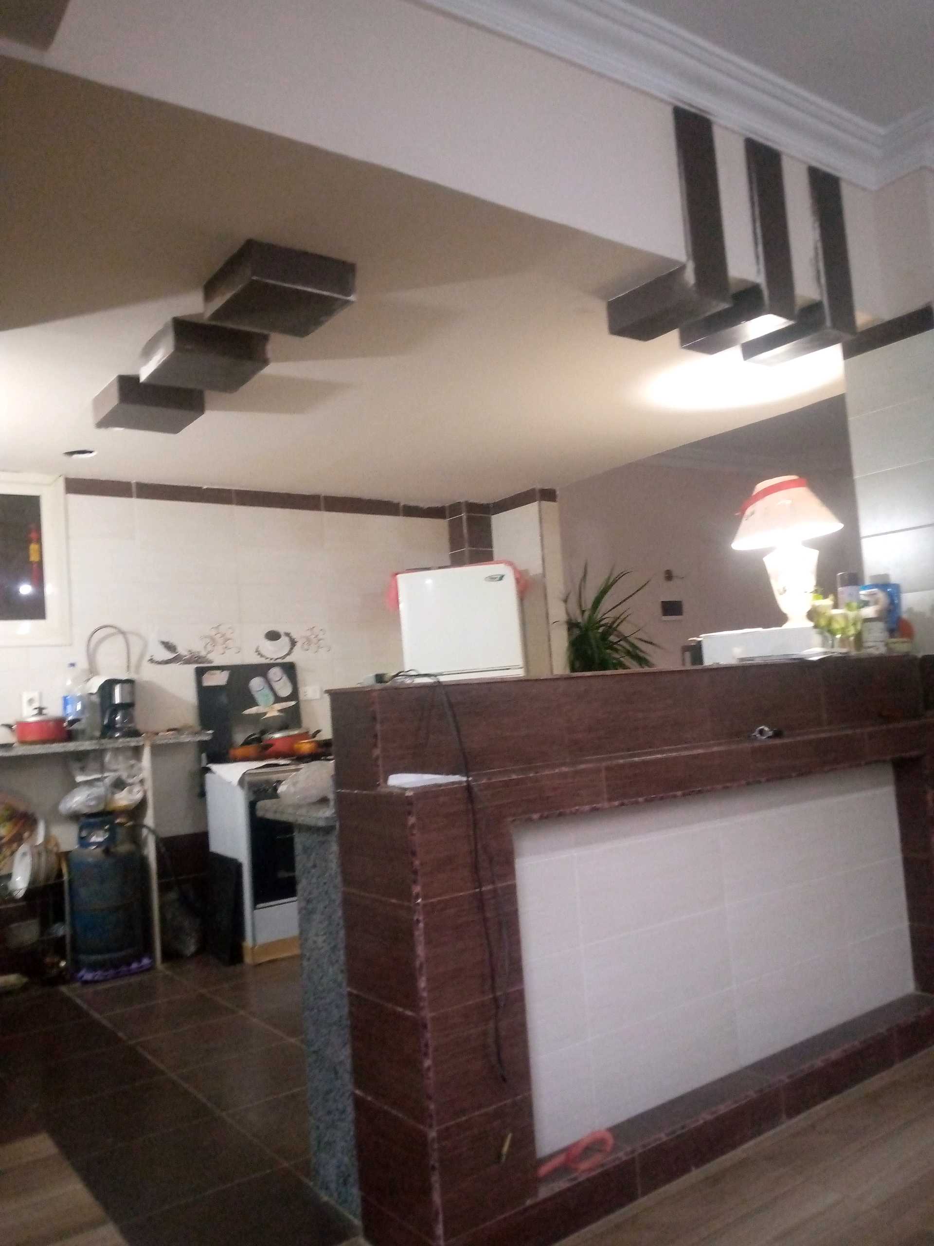 شقه ارضى بحديقه