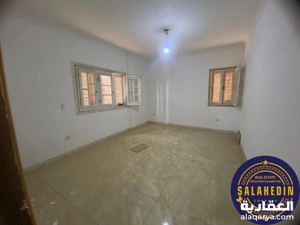 مبني كامل للايجار سواء اداري او سكني