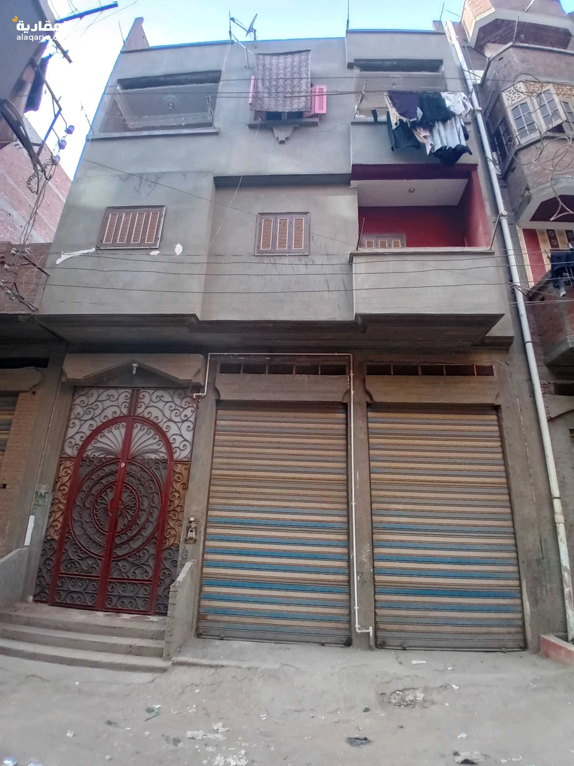 للبيع بيت بشربين 3 ادوار 96 متر واجهه قبلي