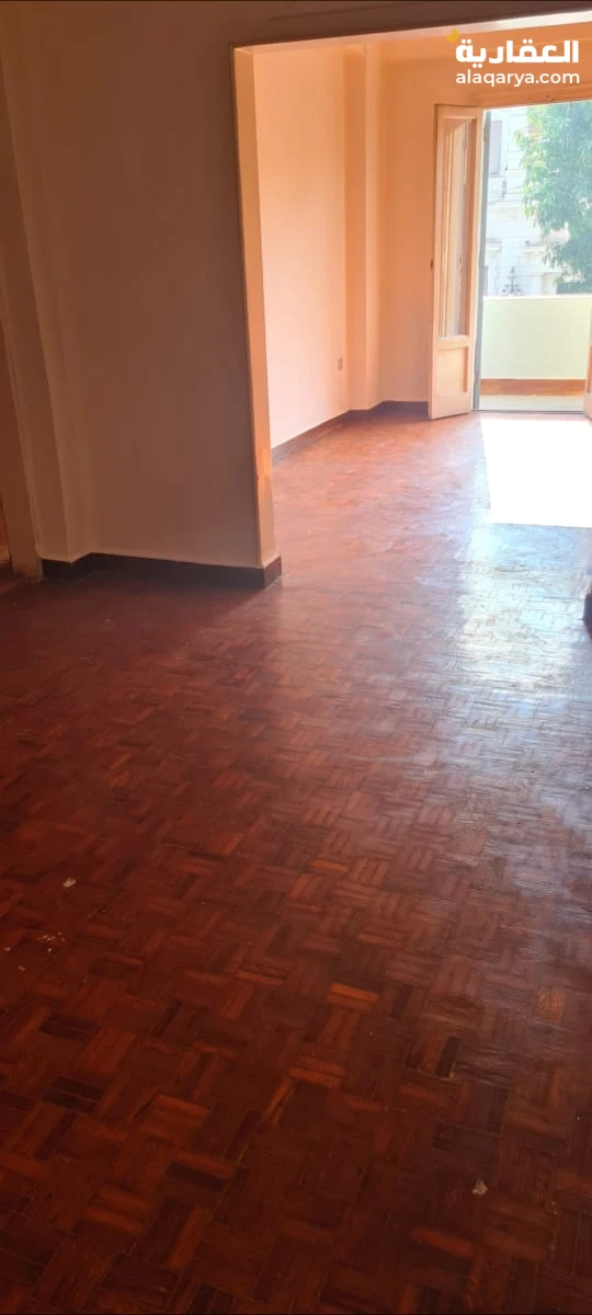 شقة للبيع بالدقي