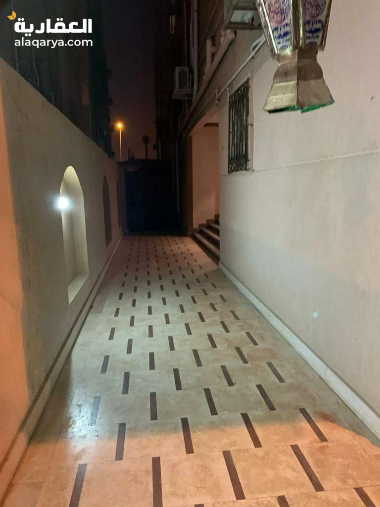 شفة للبيع بالتجمع الاول