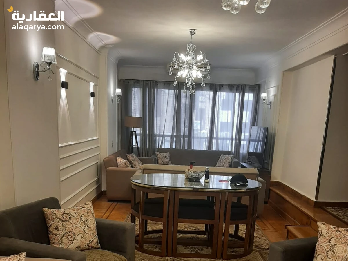 شقه للبيع في شارع مصدق الرئيسي الدقي