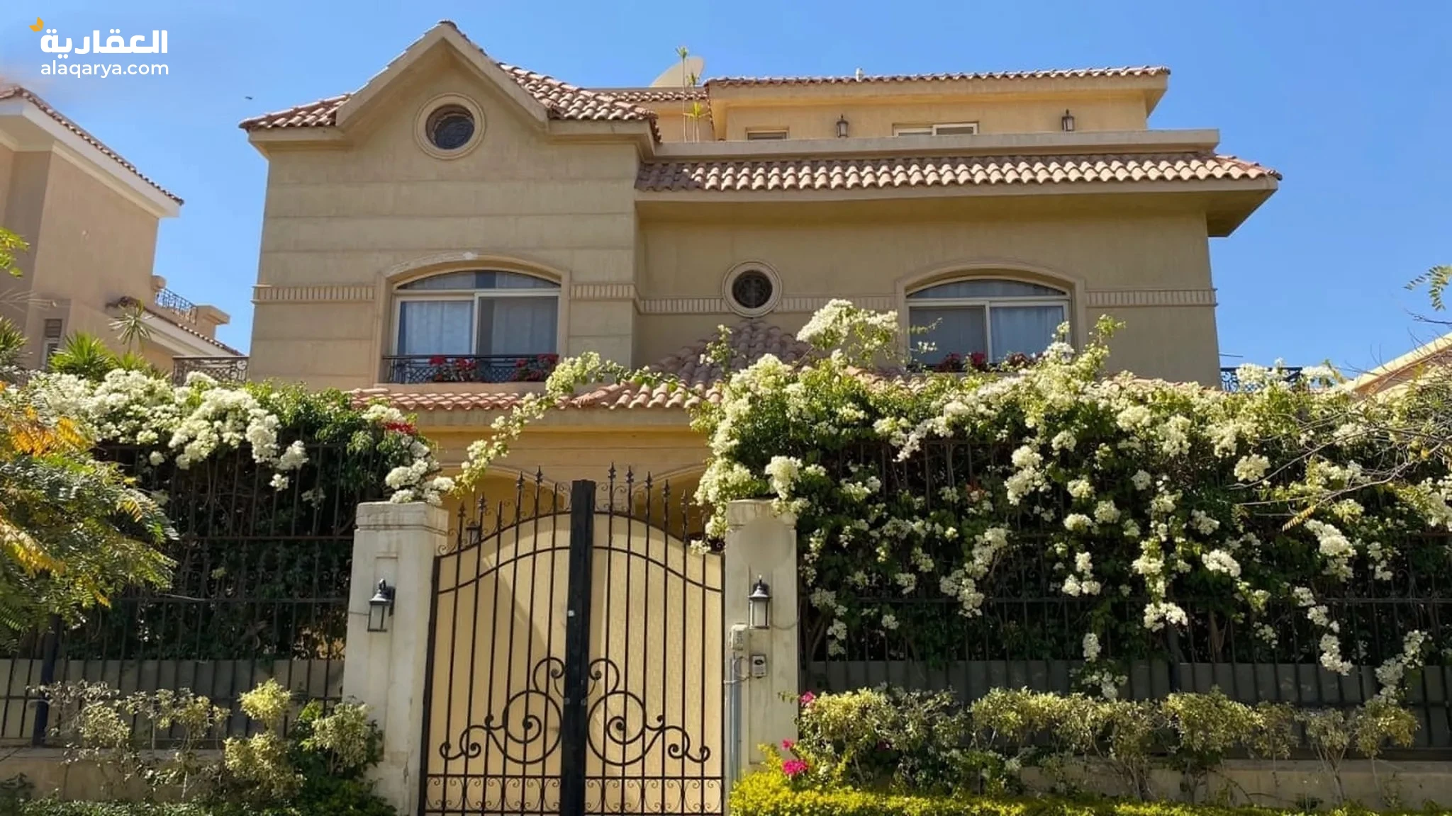 #فيلا توين هاوس جاهزة للسكن في لا فيستا باتيو - الشروق dk