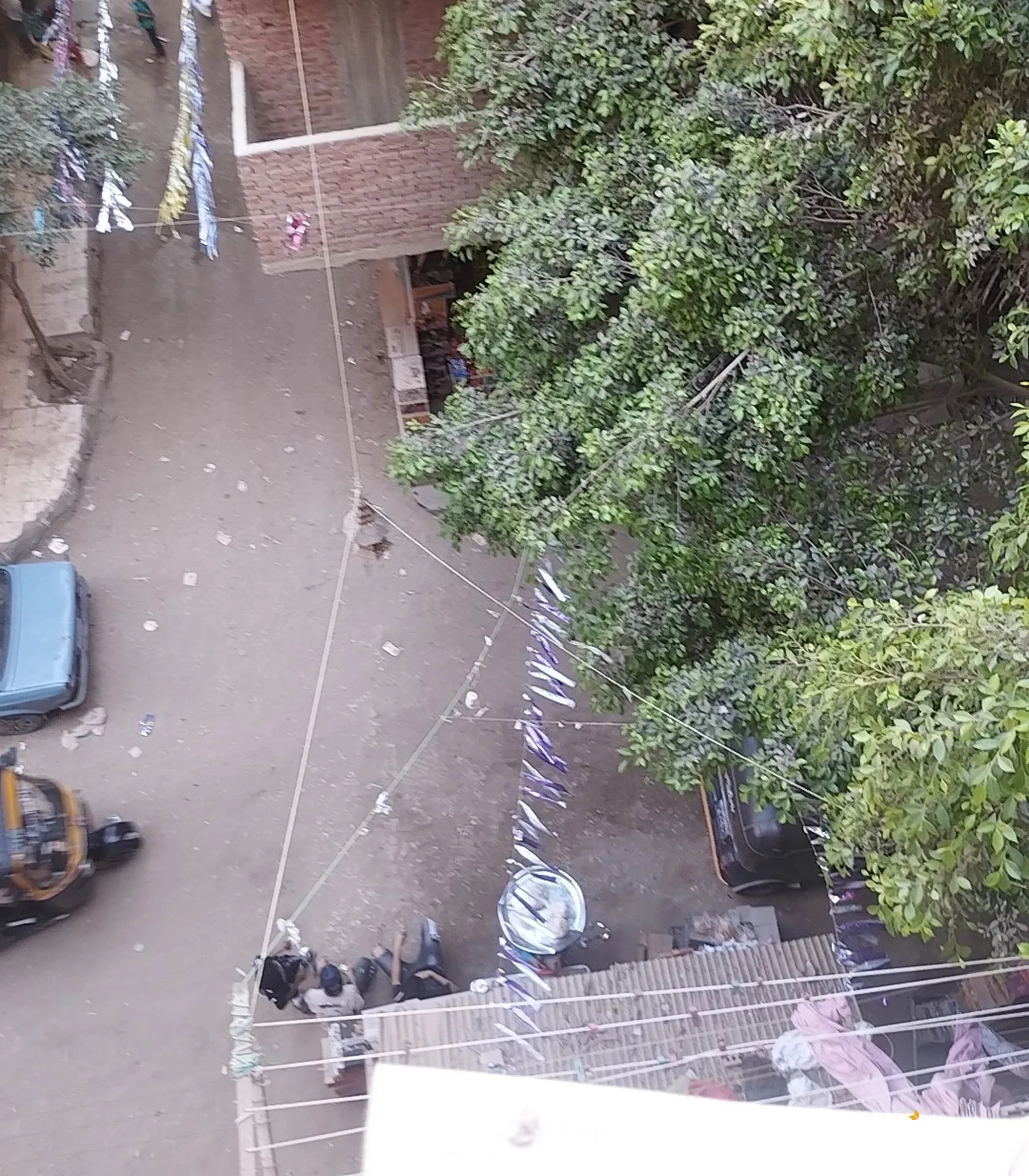 #شقه للبيع بعزبه الهجانه علي الطوب الاحمر 45 متر