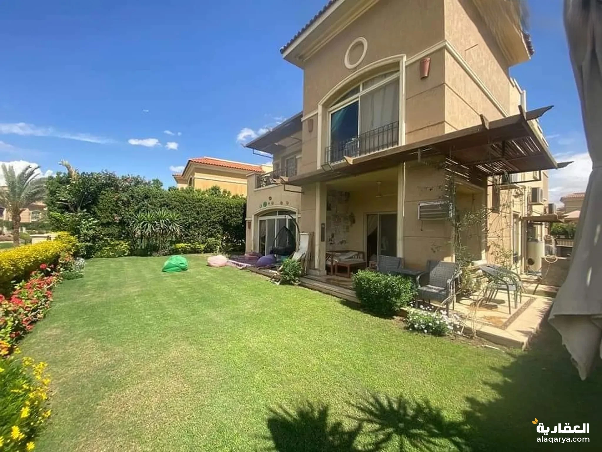 #dk فيلا 300 متر صافى للبيع فى ستون بارك التجمع الخامس stone park