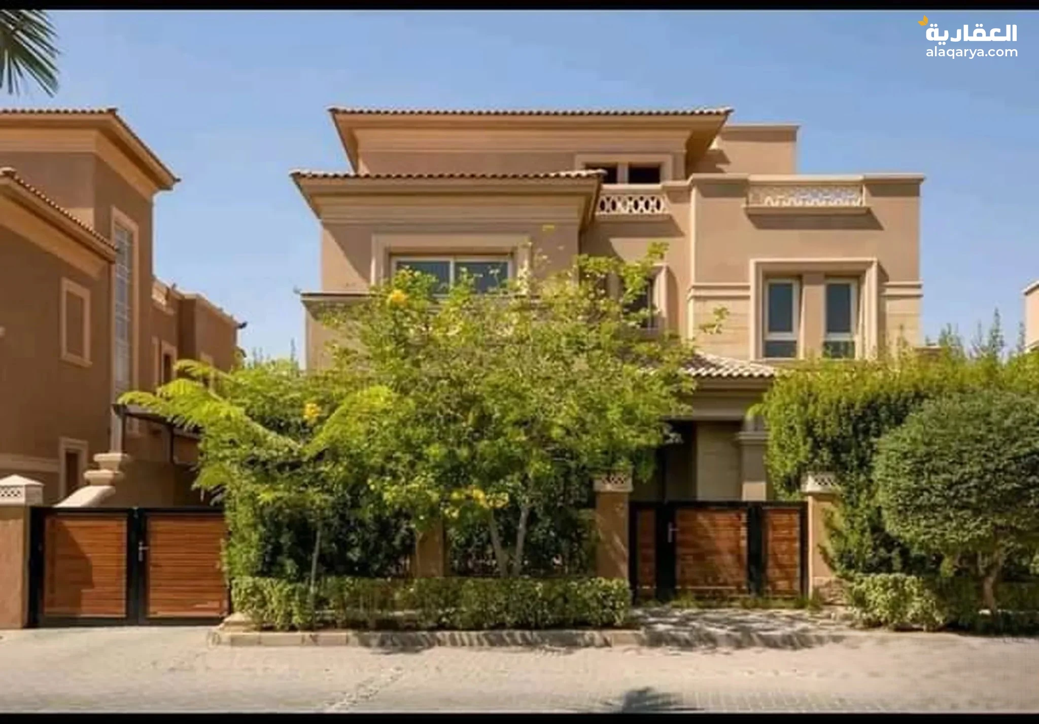 #فيلا للبيع الفوري ف العاصمه الاداريه