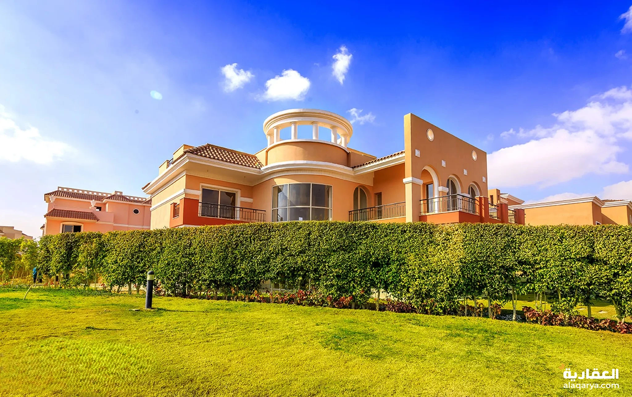 #فيلا للبيع في الشروق على طريق السويس