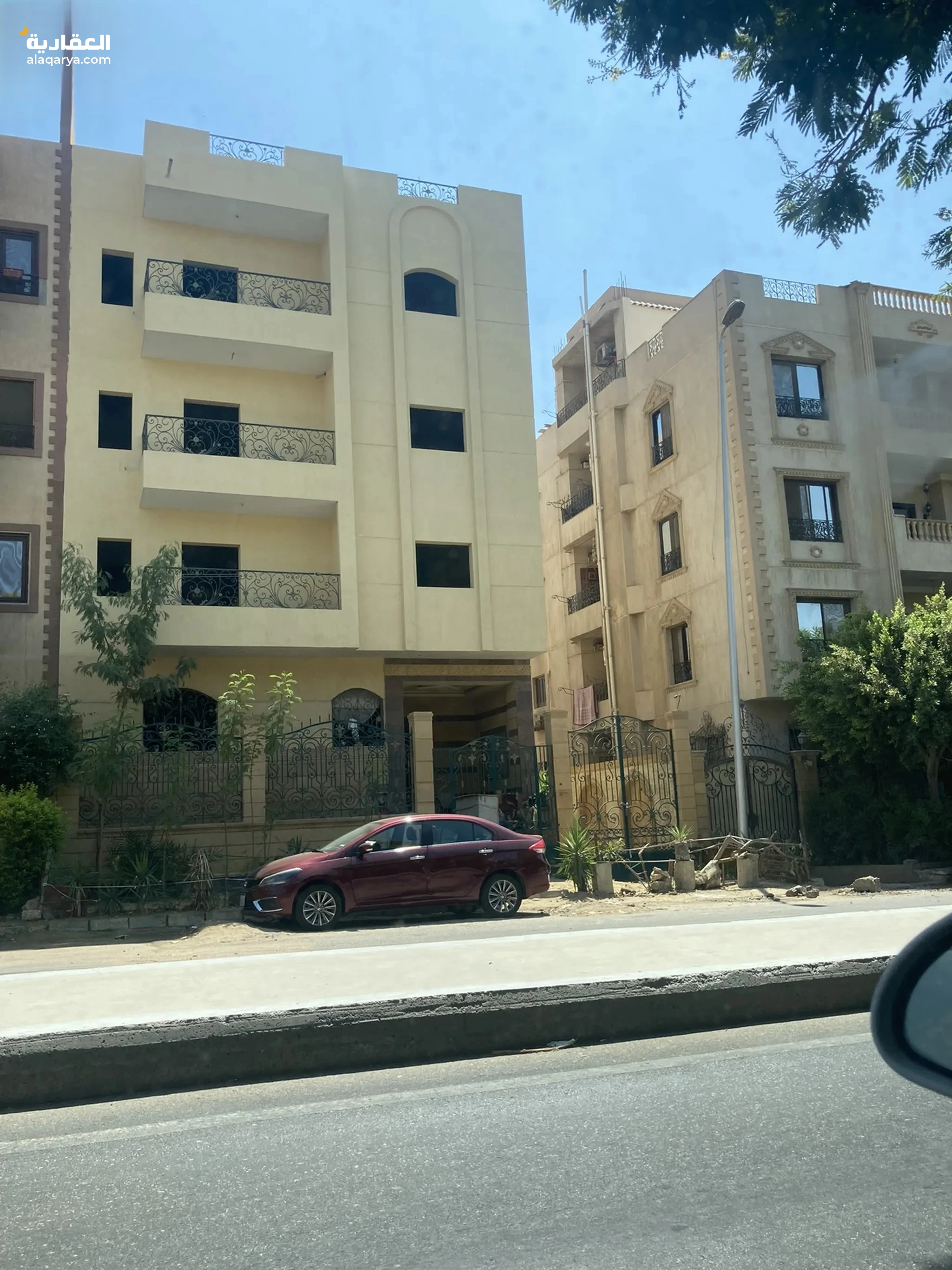 #عمارة للبيع بالتجمع الاول موازي لطريق السويس امام كمبوند حسن علام علي الشارع الرئيسي بحري من المالك