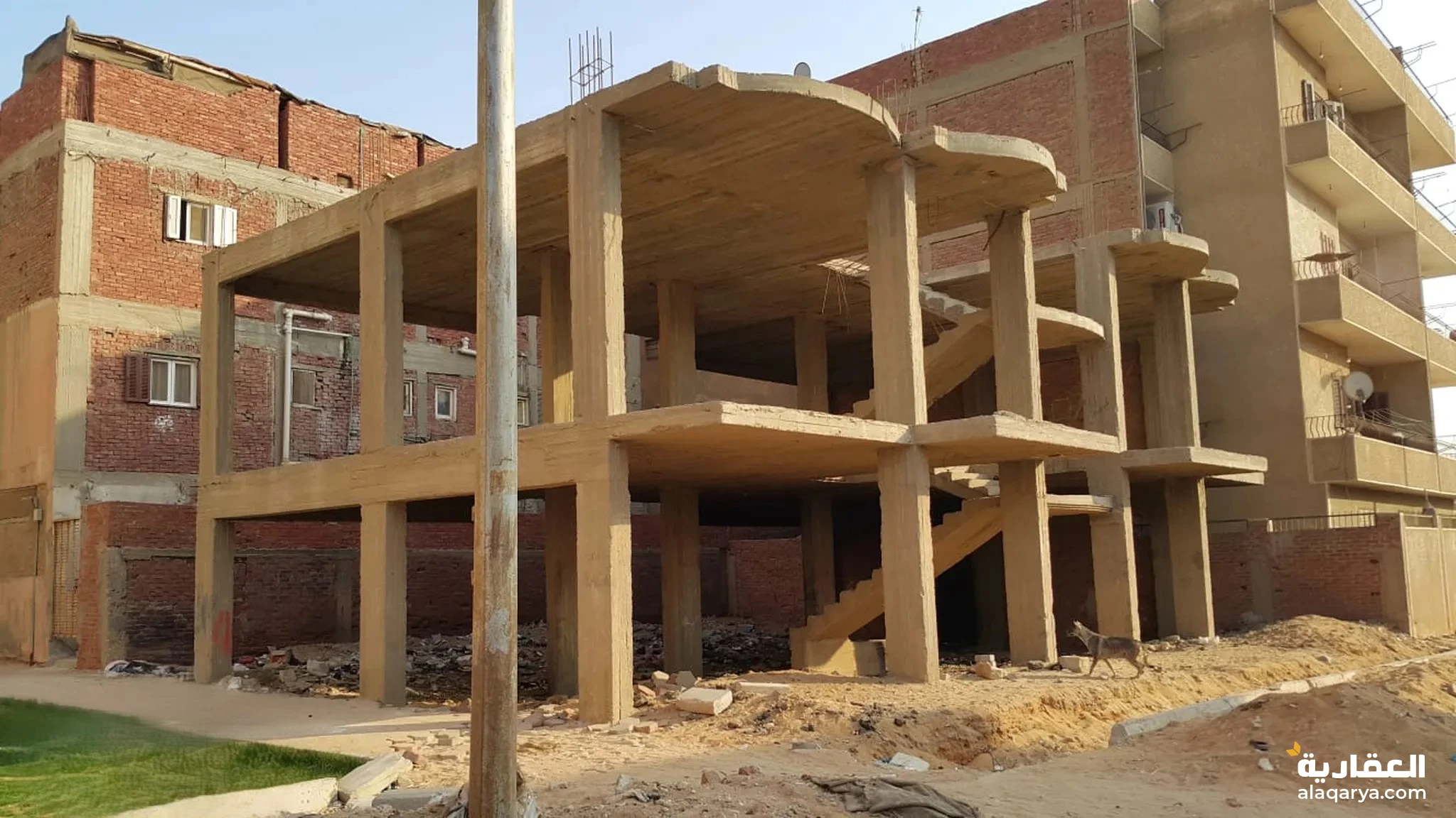 #أرض وهيكل خرساني بالعاشر من رمضان أرض 225م هيكل 150م طابقين السقف 25سم. طبقتين من الحديد المسلح