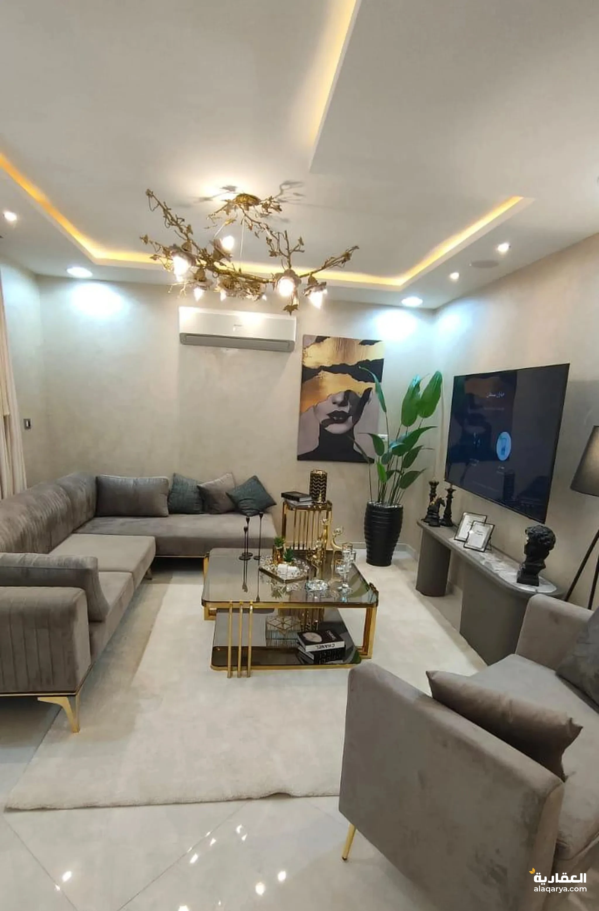 #دوبلكس للبيع متشطب بالكامل بالتكيفات و الفرش و الاجهزه الكهربائيه بسعر لقطه