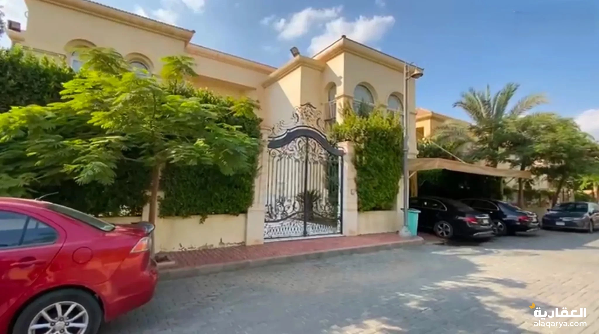 #فيلا للبيع في الشيخ زايد استلام فوري متشطبة بالكامل بالتكيفات في كمبوند جاردنيا بارك 1 قابلة للتفاوض