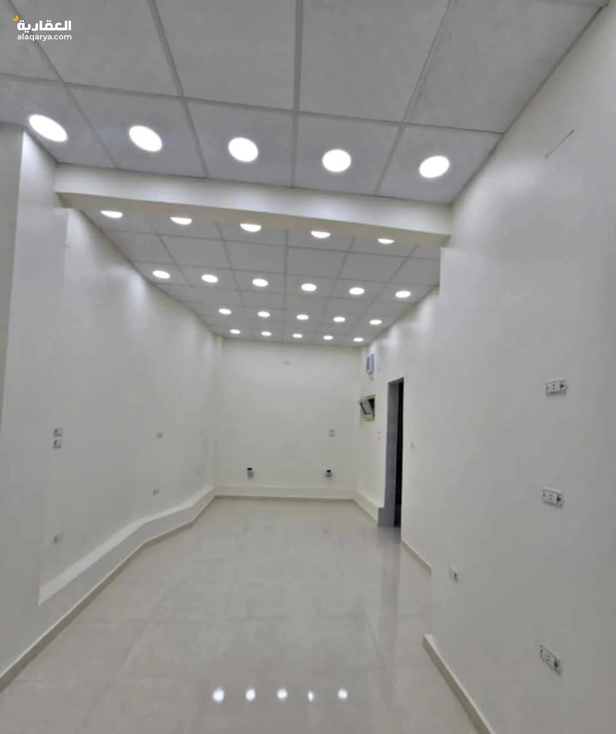 #محل للبيع هيتاجر لبراند ب 400.000 في الشهر لمدة 15 سنة بزيادة سنوية وكمان عائد علي المقدم 560,000