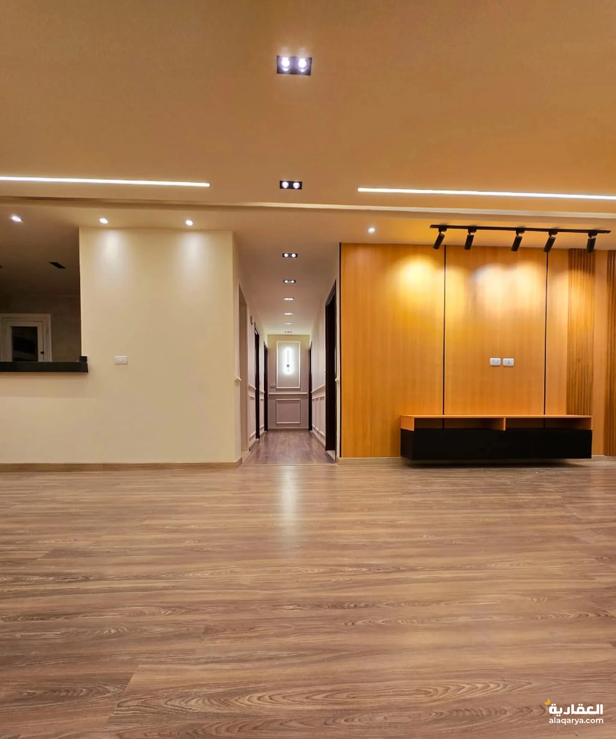 #شقة 99م في مصر الجديدة و قريبة من النادي الاهلي للبيع بمقدم 550 الف و الباقي اقدر تقسطة علي 8 سنين