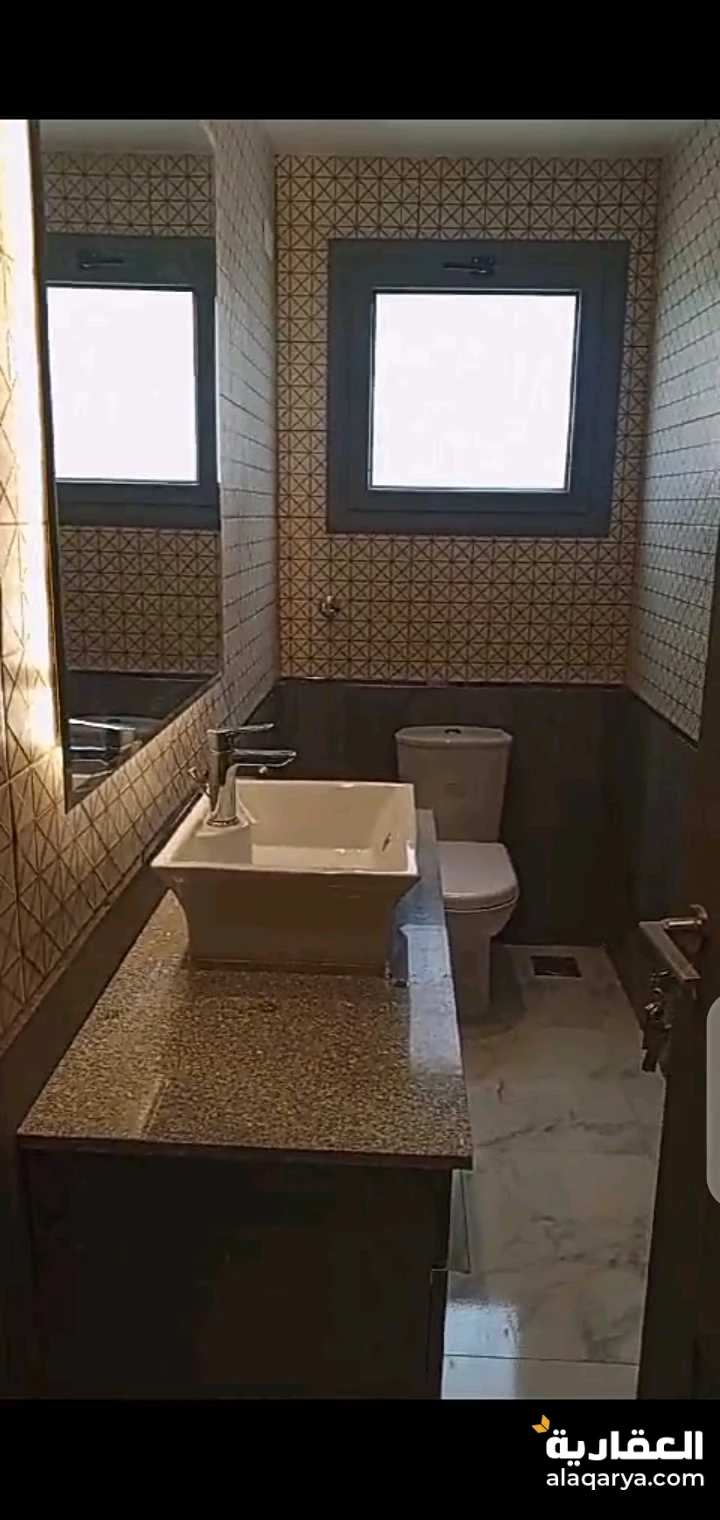 للبيع في أكتوبر – فيلتان في كمبوند الشروق