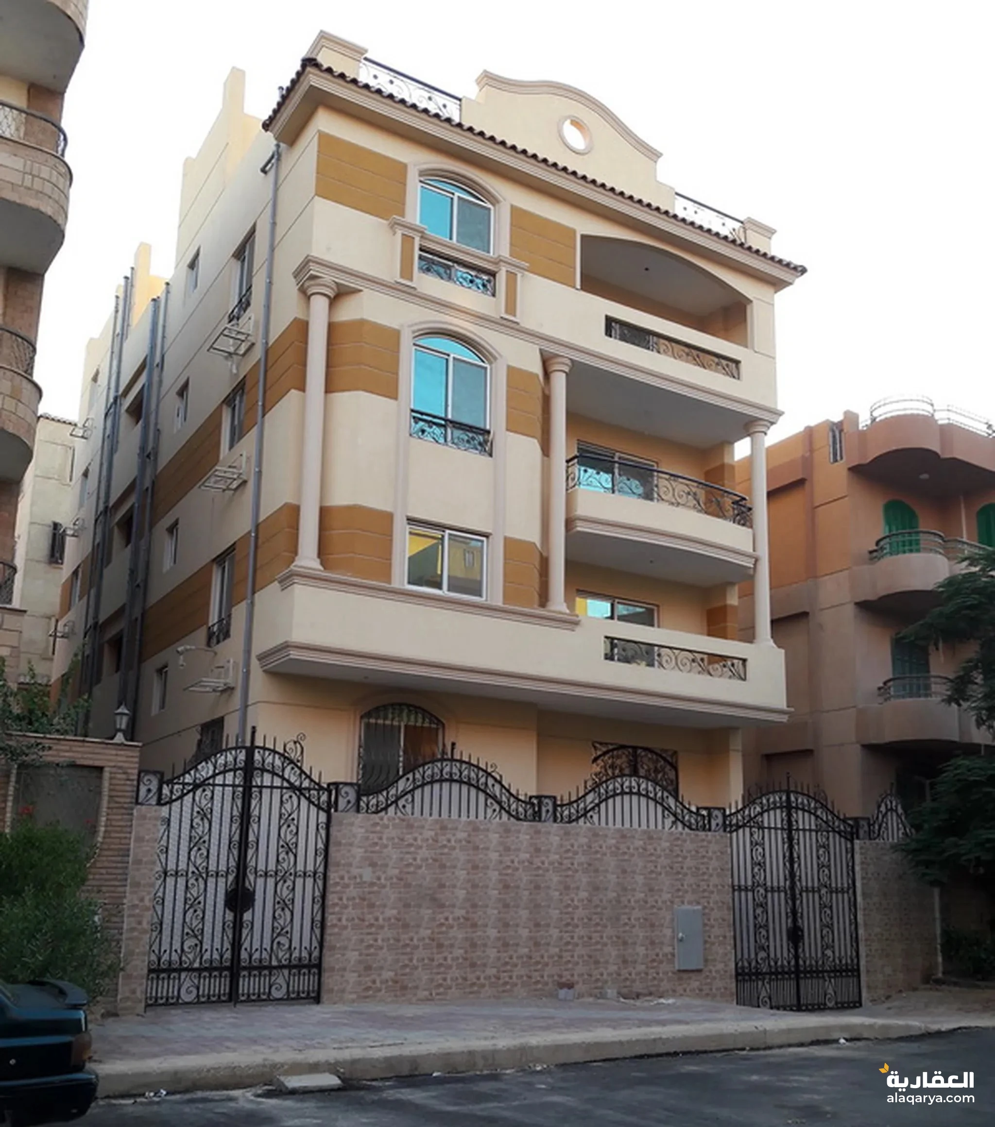 #فرصة نادرة للراغبين فى مستوى متميز – للتمليك عمارة بالحى الأول ألترا سوبر لوكس أول يد – 6 أكتوبر