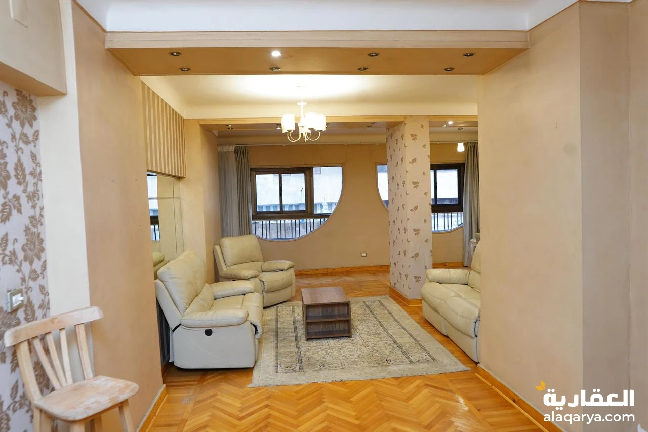 شقة للبيع بسموحة