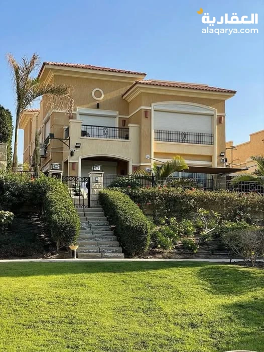 فيلا لقطه للبيع في كمبوند stone park في التجمع الخامس بالتقسيط