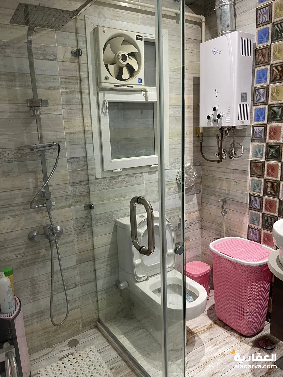 شقه للييع مفروشة بالكامل بسعر لقطة بعمارات بدر الدين بجوار مزار مول فى الشيخ زاي