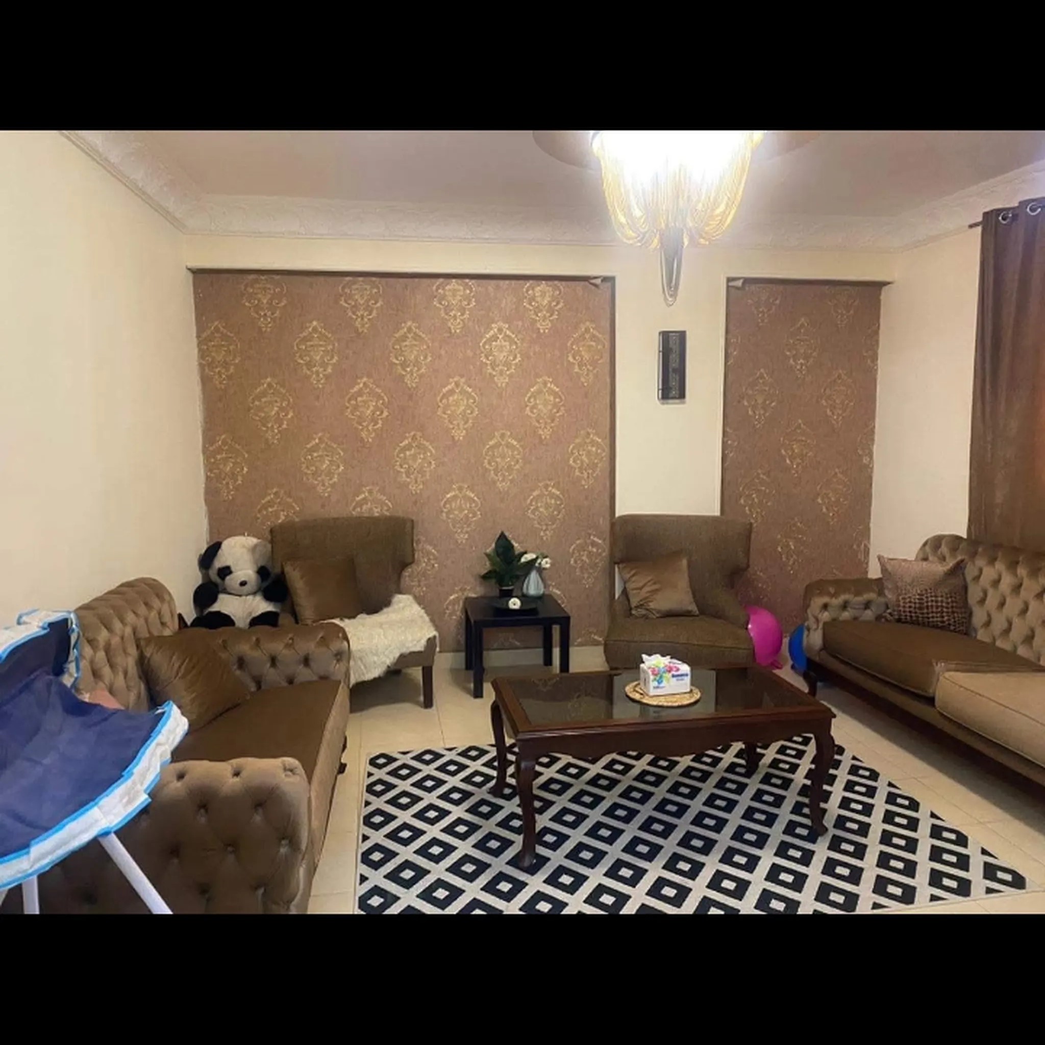 #شقه للايجار في الدور الأول 3 غرف جانبى من شارع كعبيش بعد شارع الشيشيني