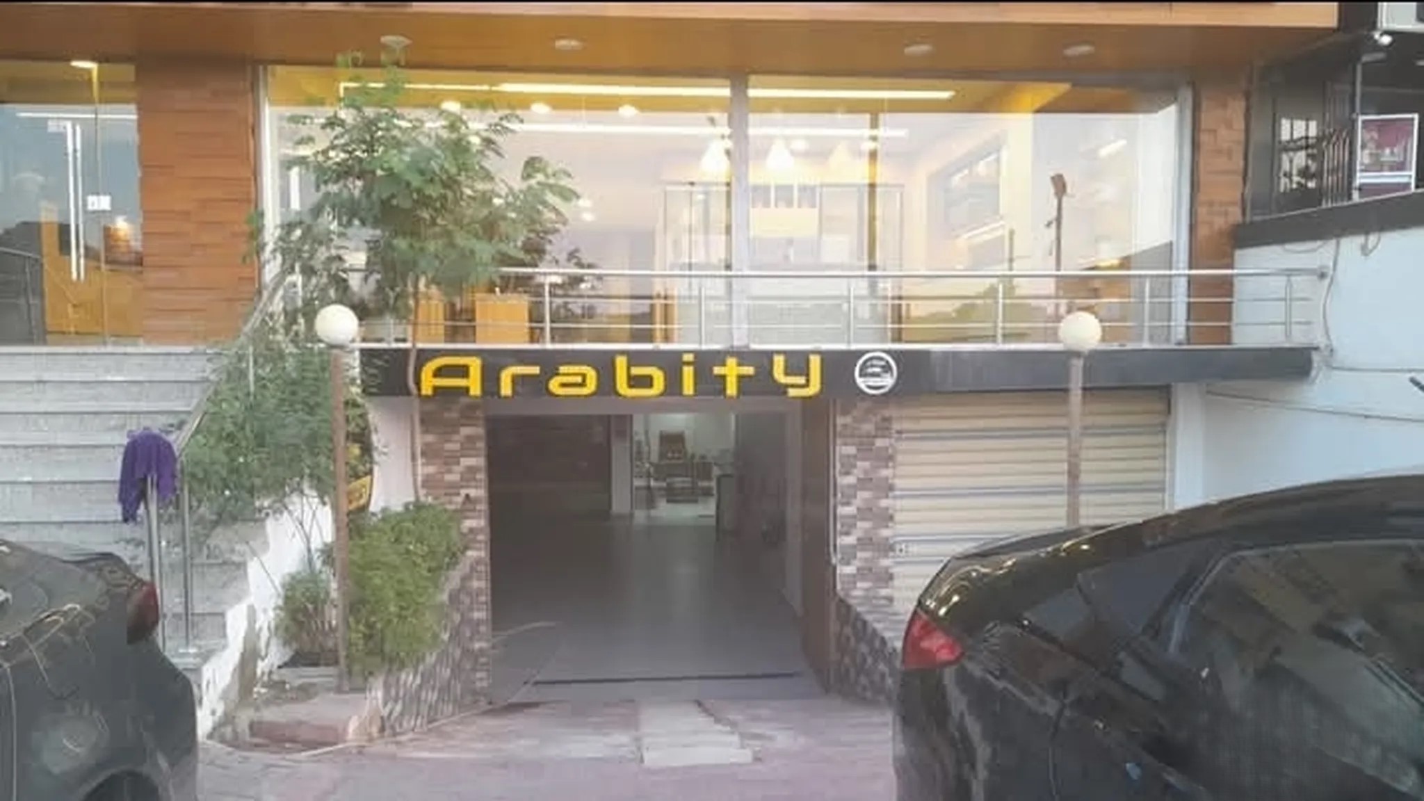 #معرض للايجار السنوي علي المحور المركزي مباشرتا