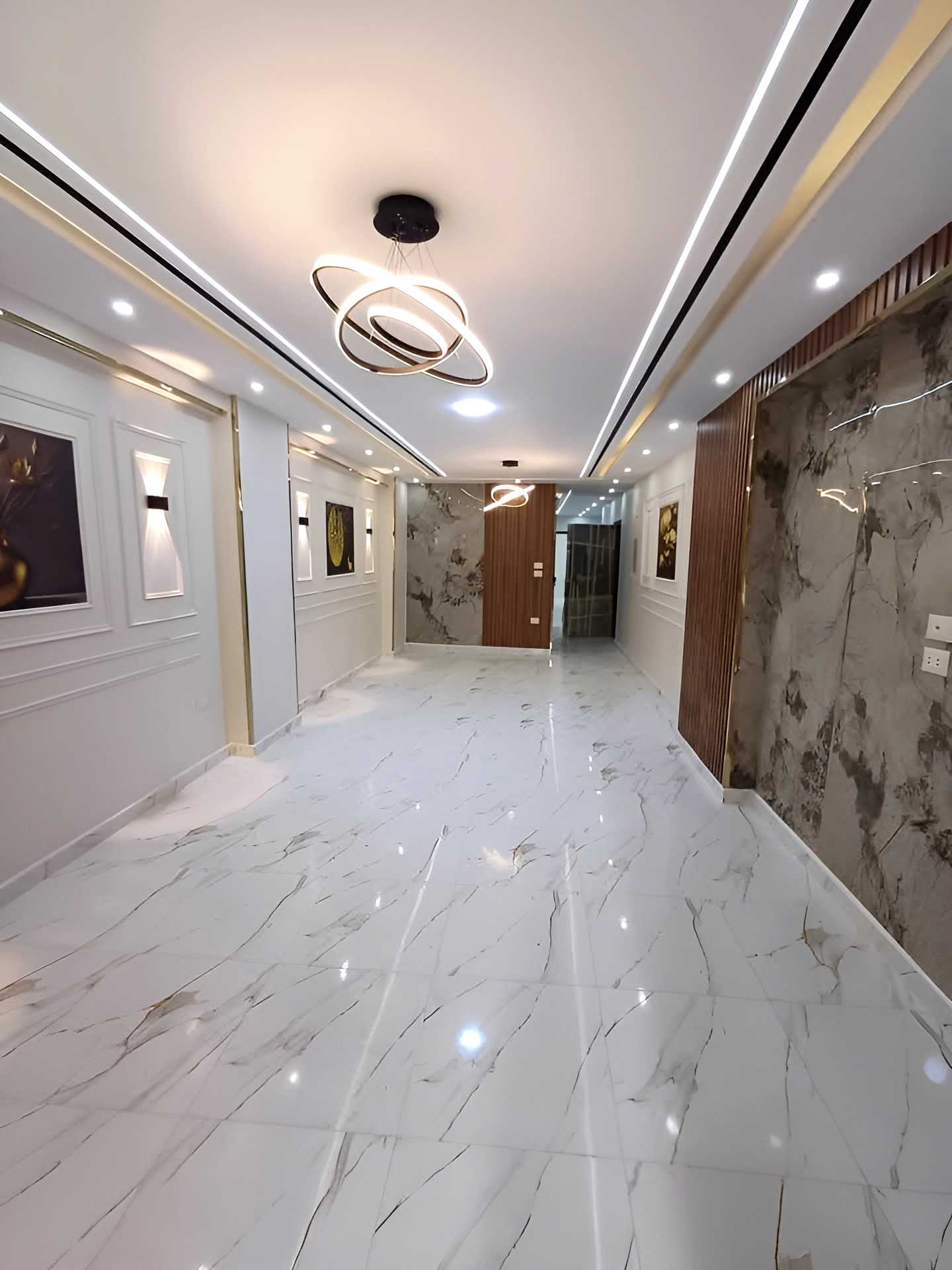 شقة فاخرة للبييييع باللبيني هرم شارع المجزر الرئيسي