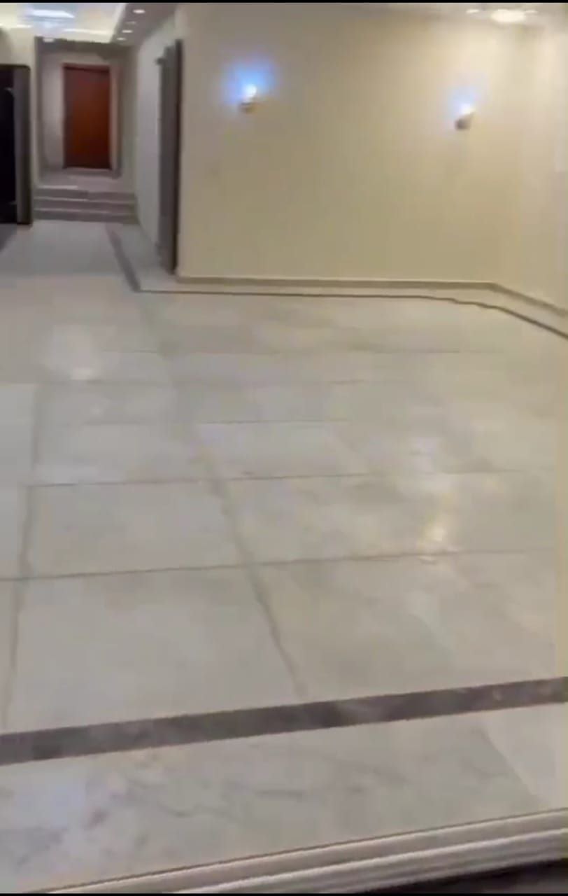 شقه للبيع أرقى شوارع المربع الذهبي عباس العقاد الرئيسي مباشرة مدينة نصر Code T250