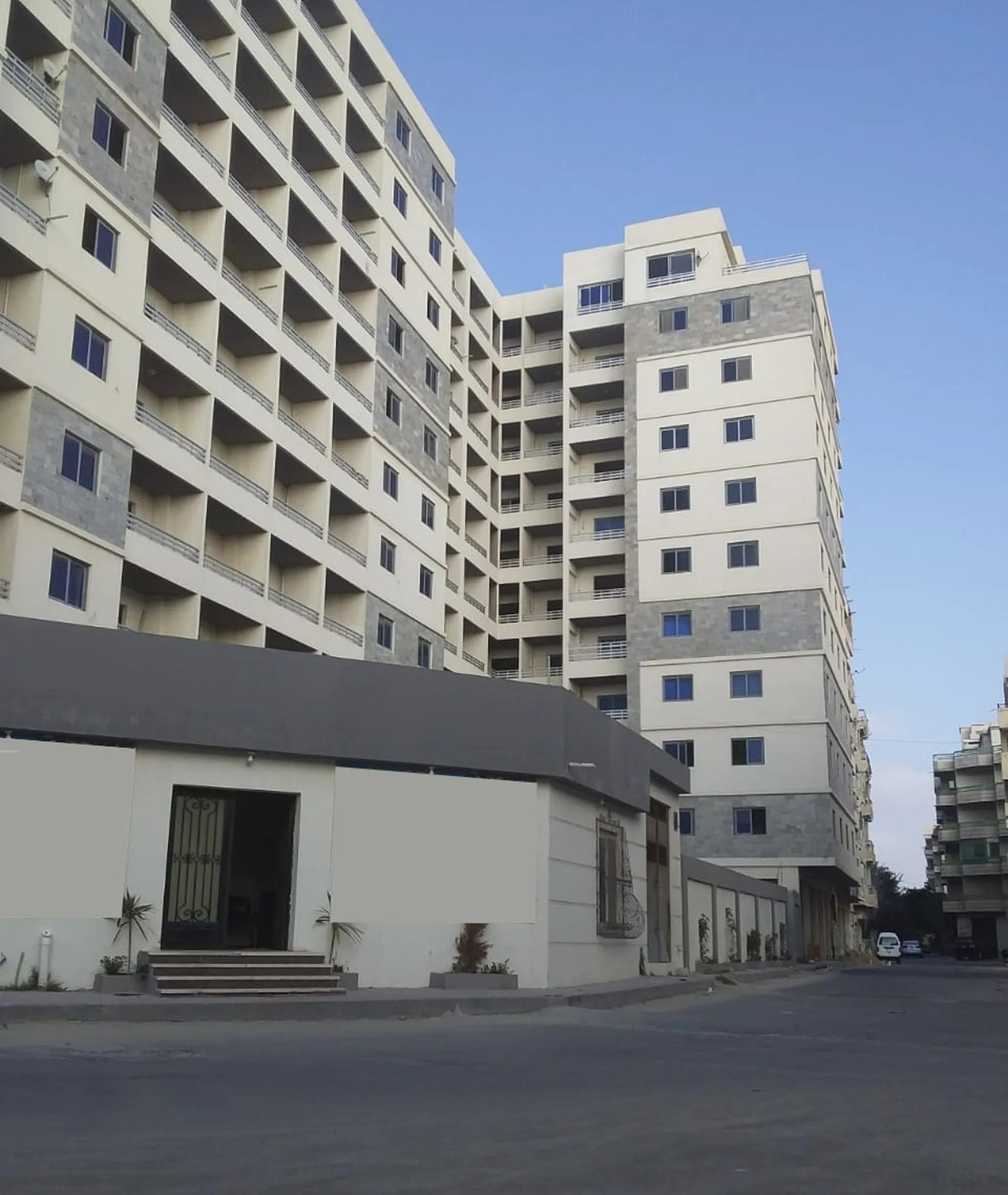 #شقق للبيع في ارقى منتجع فالعجمى والهانوفيل