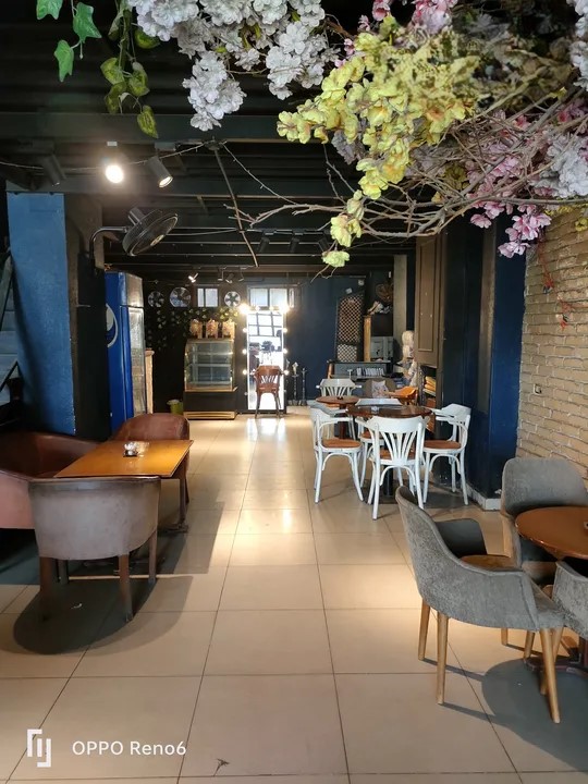 #للايجار محل على شارع الجمهوريه