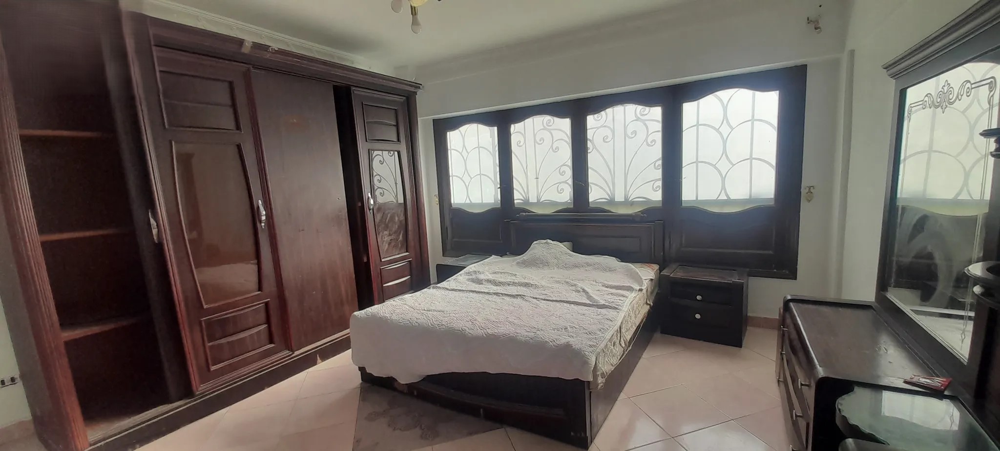 #شقة مفروشة للايجار موقع مميز في 6 اكتوبر دقائق لمسجد الحصري