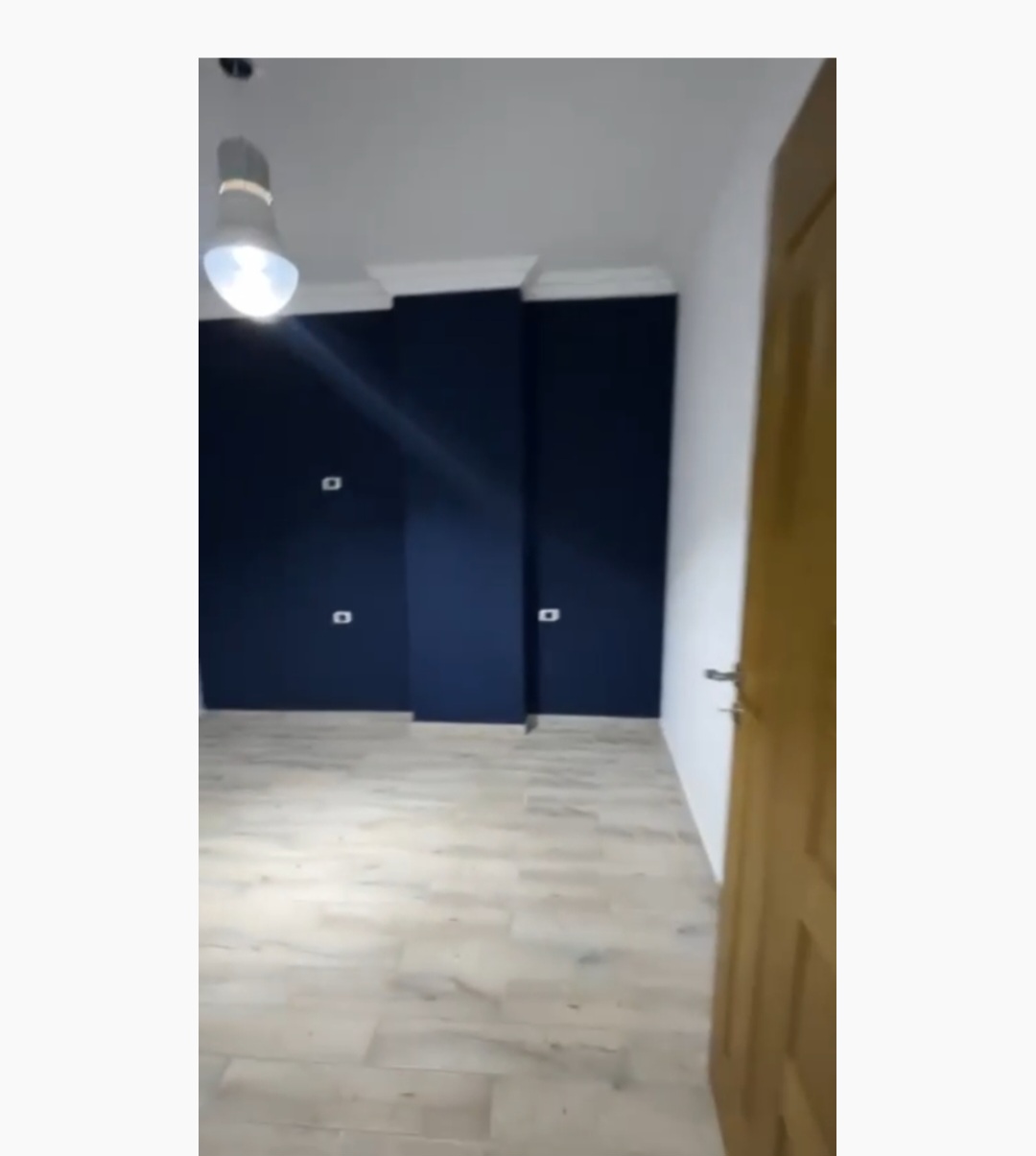 فرصة شقة ارضي مرتفع موقع استراتيجي متكامل البيع بمحتويات المطبخ والنجف