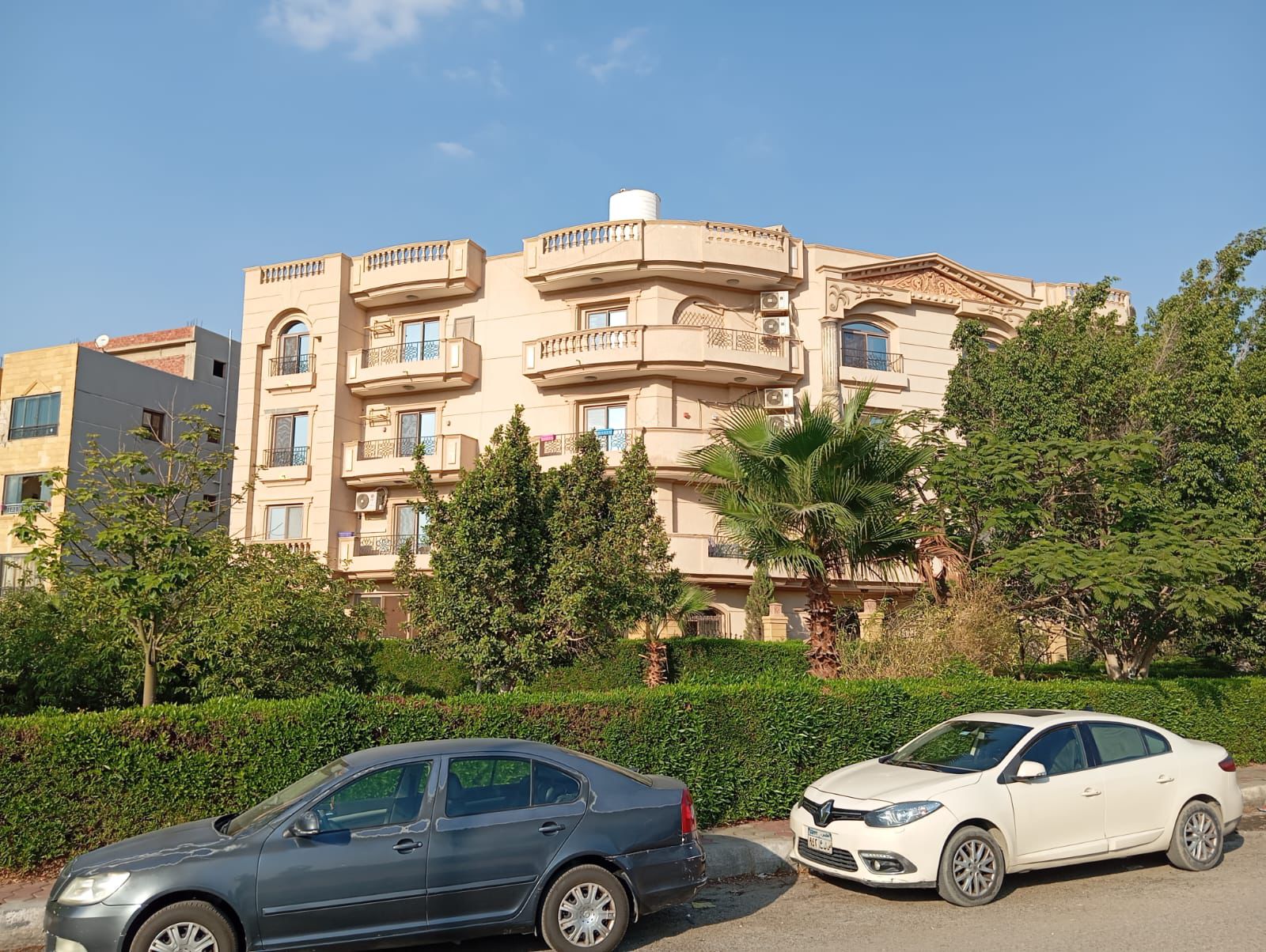 شقة فرصة موقع راقي بجوار نادي جرين بالاعدادات