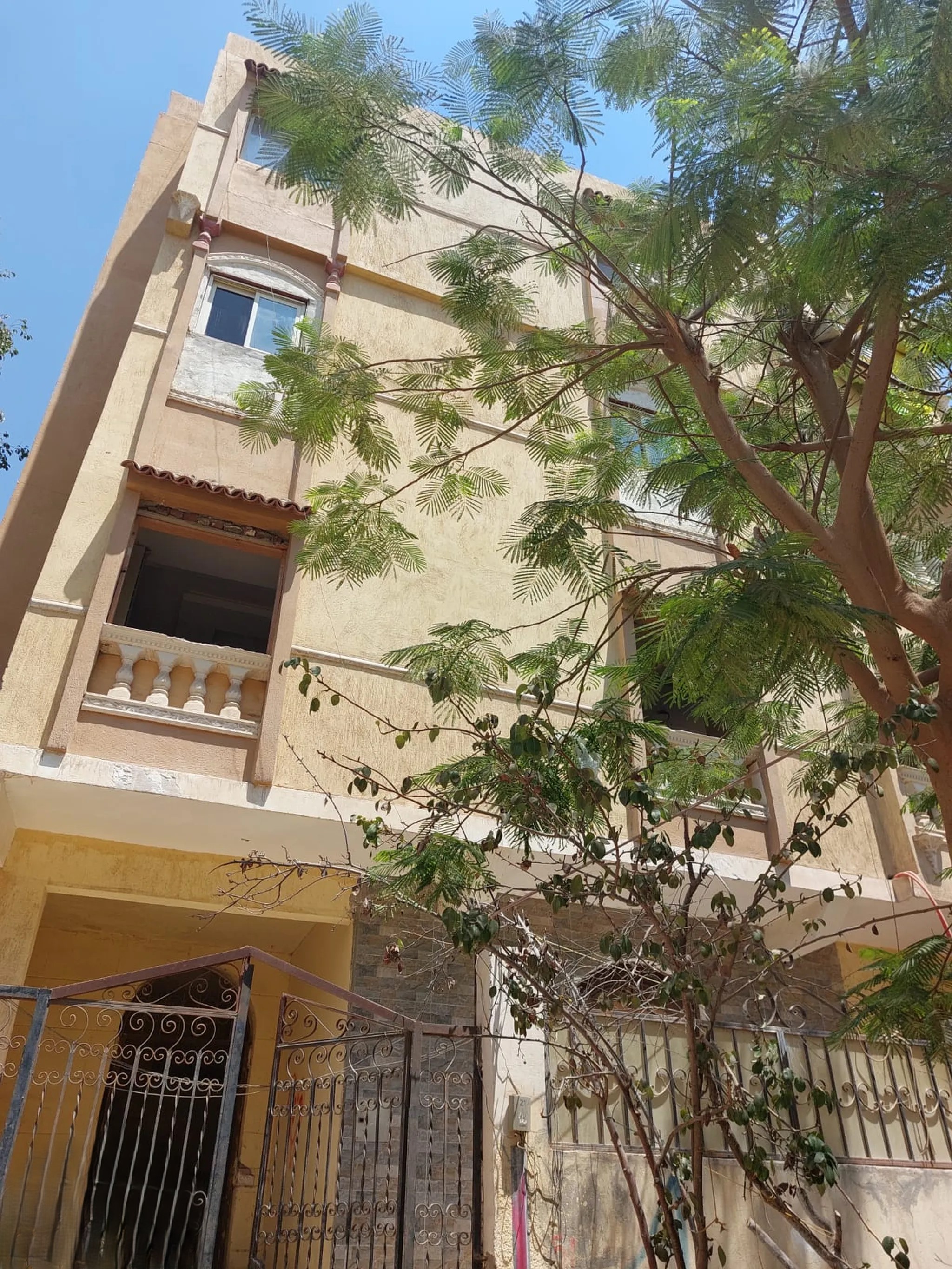 #شقة لقطة سوبر لوكس اول سكن جاهزة للسكن الفورى 100م بمنطقة 71 فدان اكتوبر