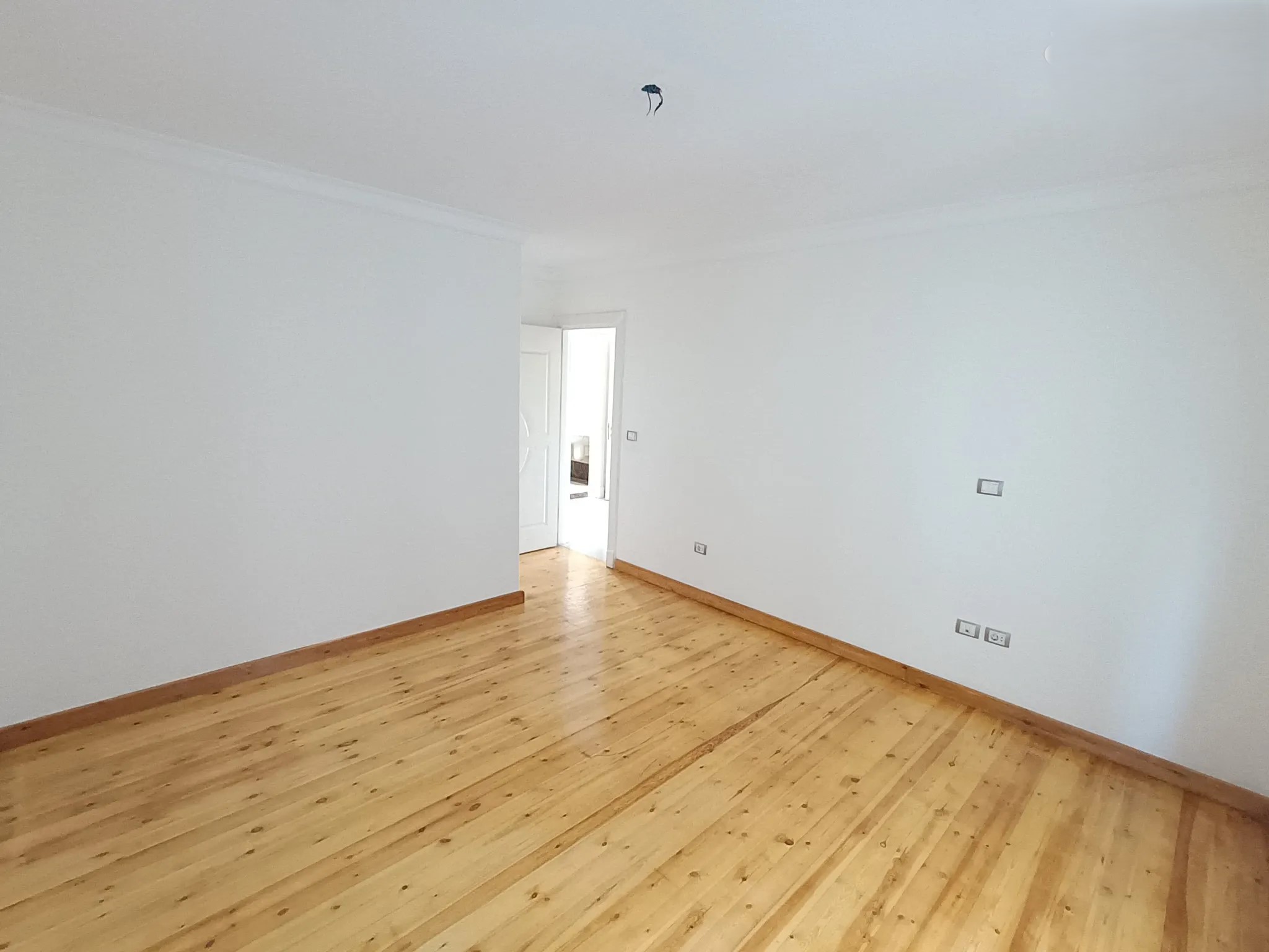 #شقة للإيجار 112م ( تعاونيات سموحة - بجوار جامعة فاروس ومول جرين بلازا ) 12,000ج شهرياً • فيو مفتوح