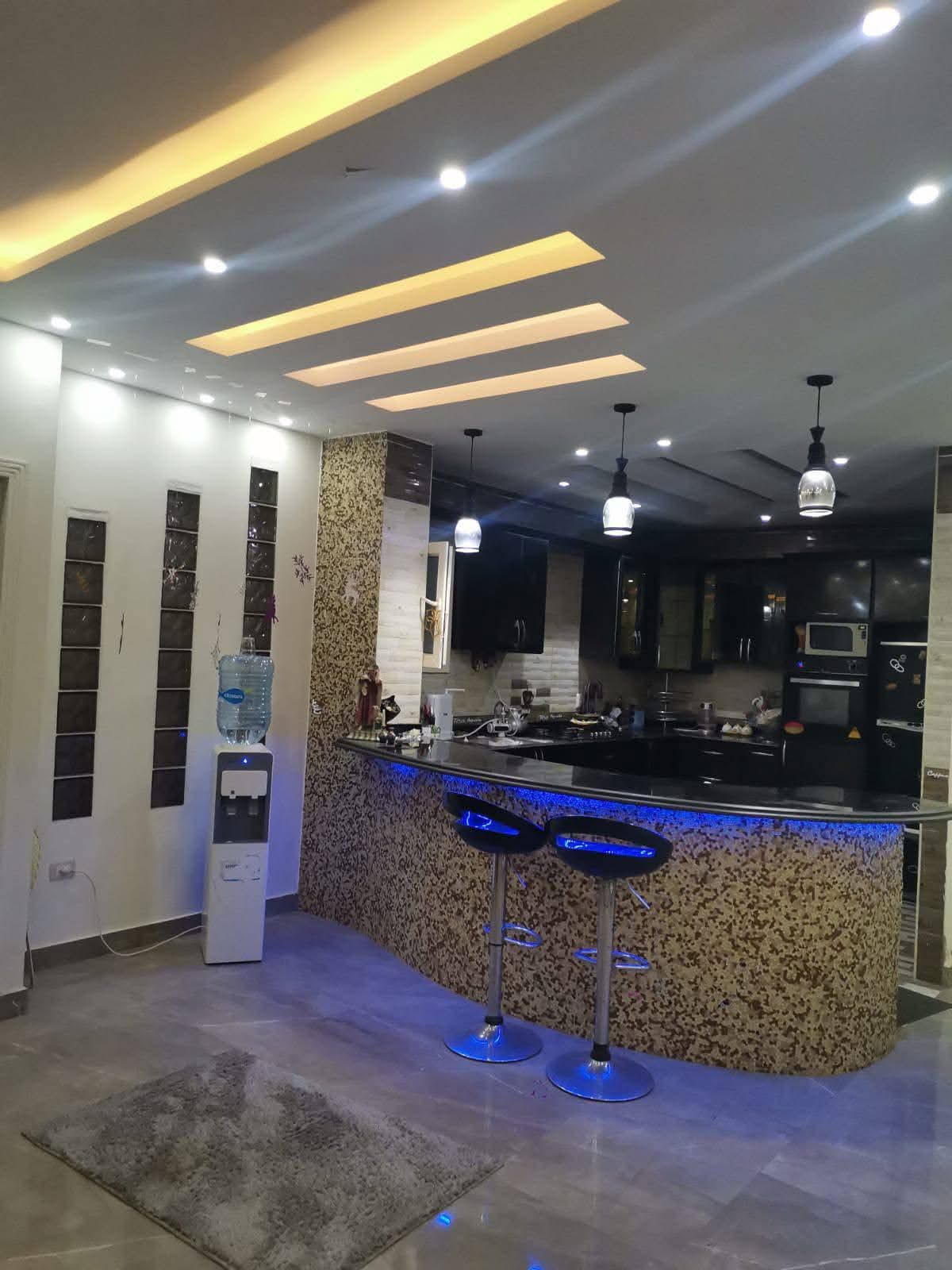 شقة فاخرة تشطيب الترا سوبر لوكس موقع استراتيجي