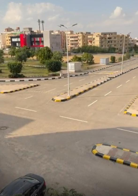 شقة لقطة فيو بانوراما مفتوح وموقع استراتيجي للخدمات والمدارس والمولات