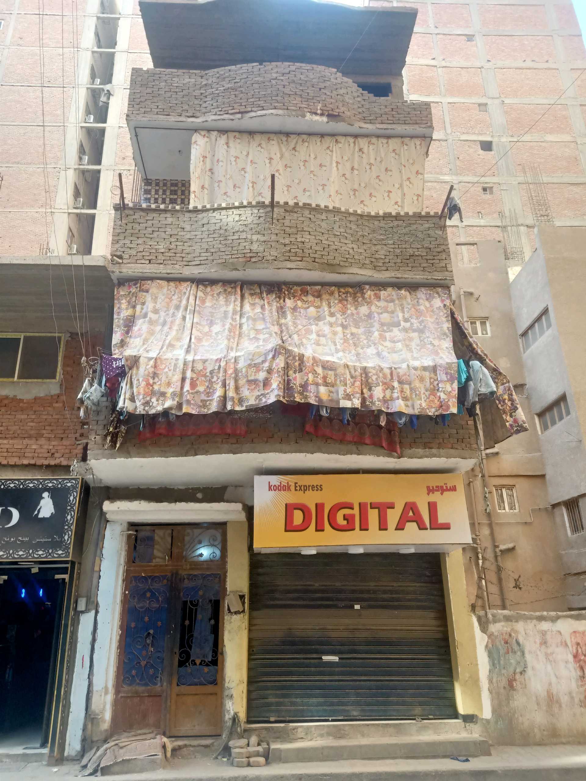 منزل للبيع في المطريه عند شارع عزت باشا