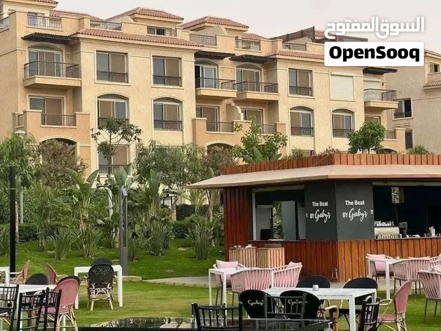شقة للبيع باقل مقدم 550,000 في كمبوند مميز في التجمع الخامس