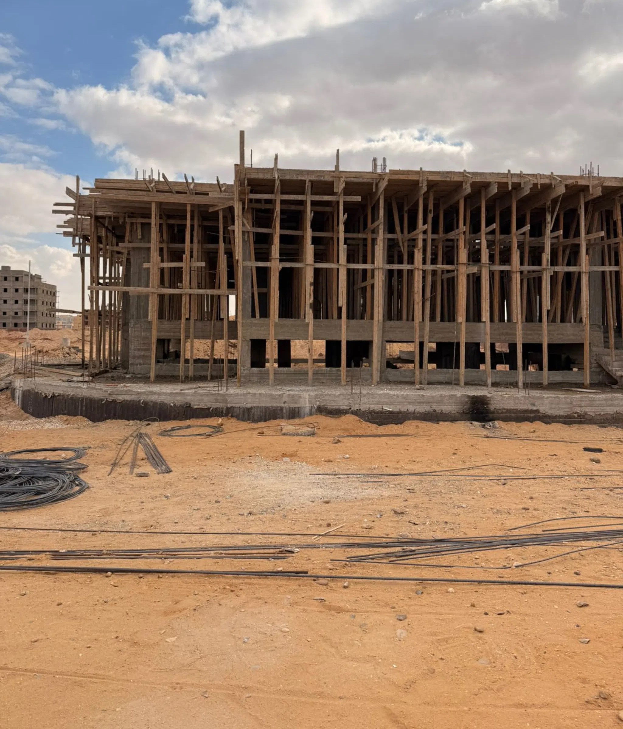 #شقه 165 م أمام جامعه بدر دايركت في المنطقه الترفيهيه بيت الوطن مدينه بدر