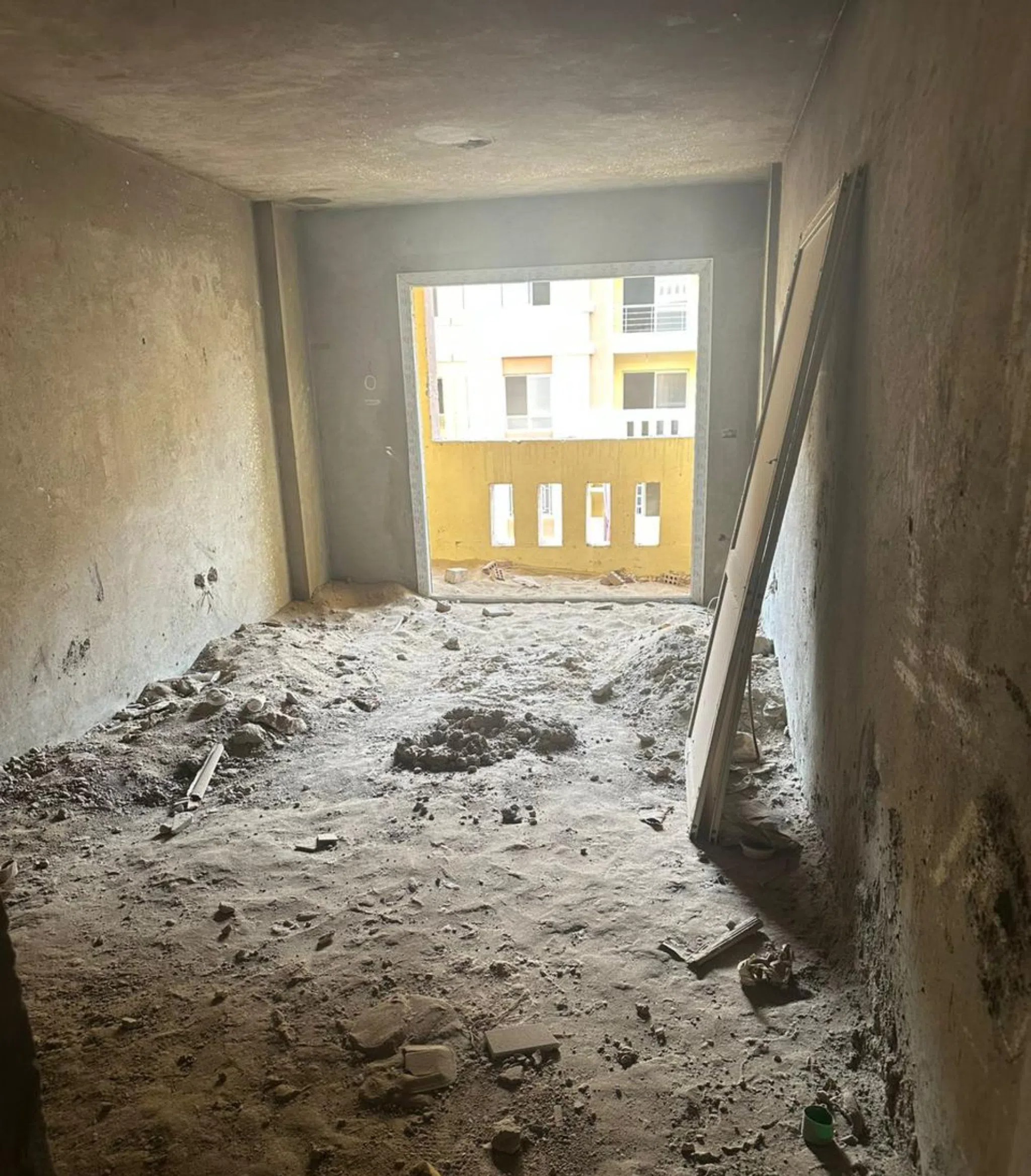 #شقة للبيع في كمبوند دجلة بالمز أكتوبر الجديدة نصف تشطيب