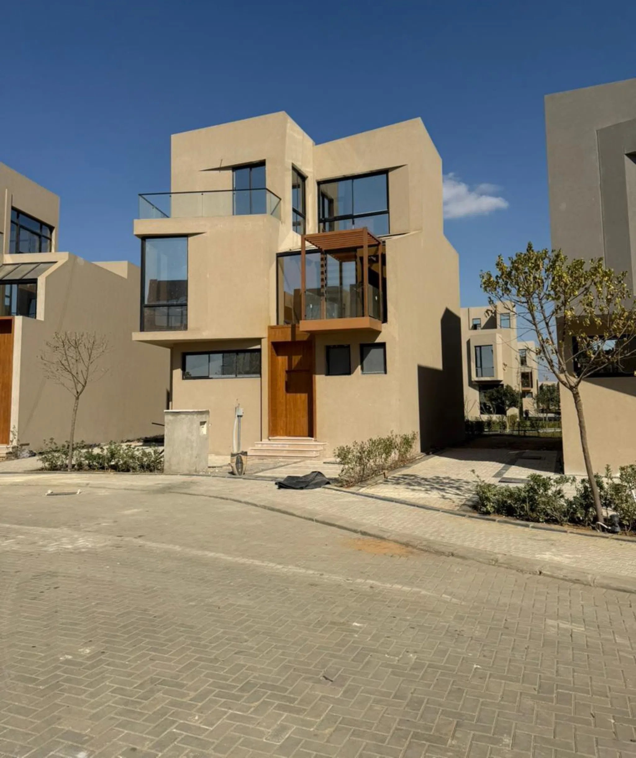 #فيلا استاند الون استلام فوري ف افضل لوكيشن في الشيخ زايد